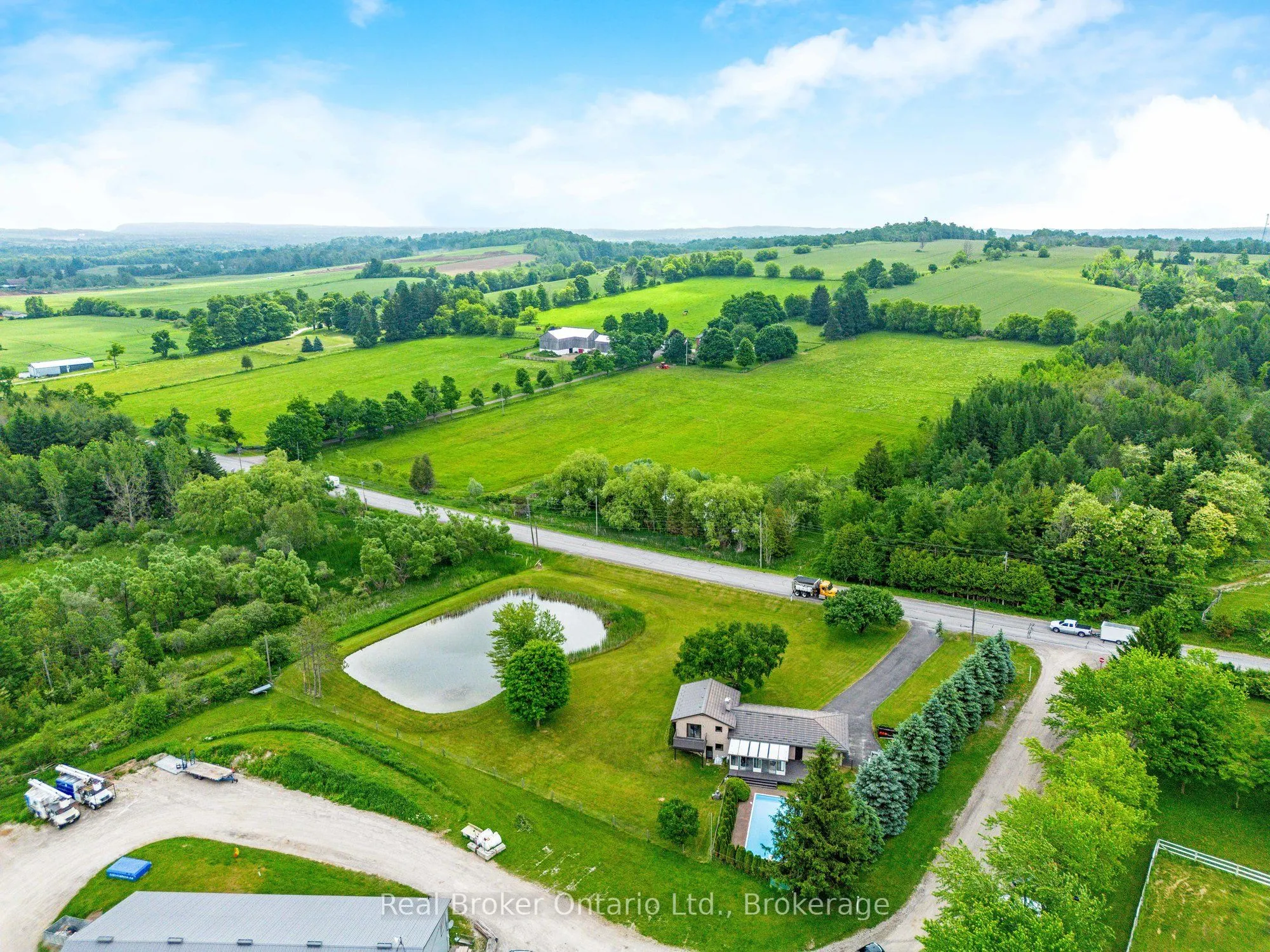 9412 Sideroad 17