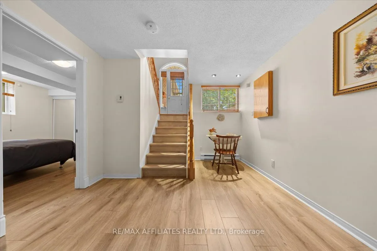 1694 Toulouse Crescent