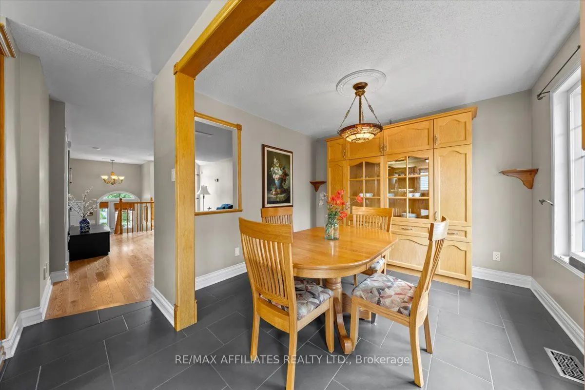 1694 Toulouse Crescent