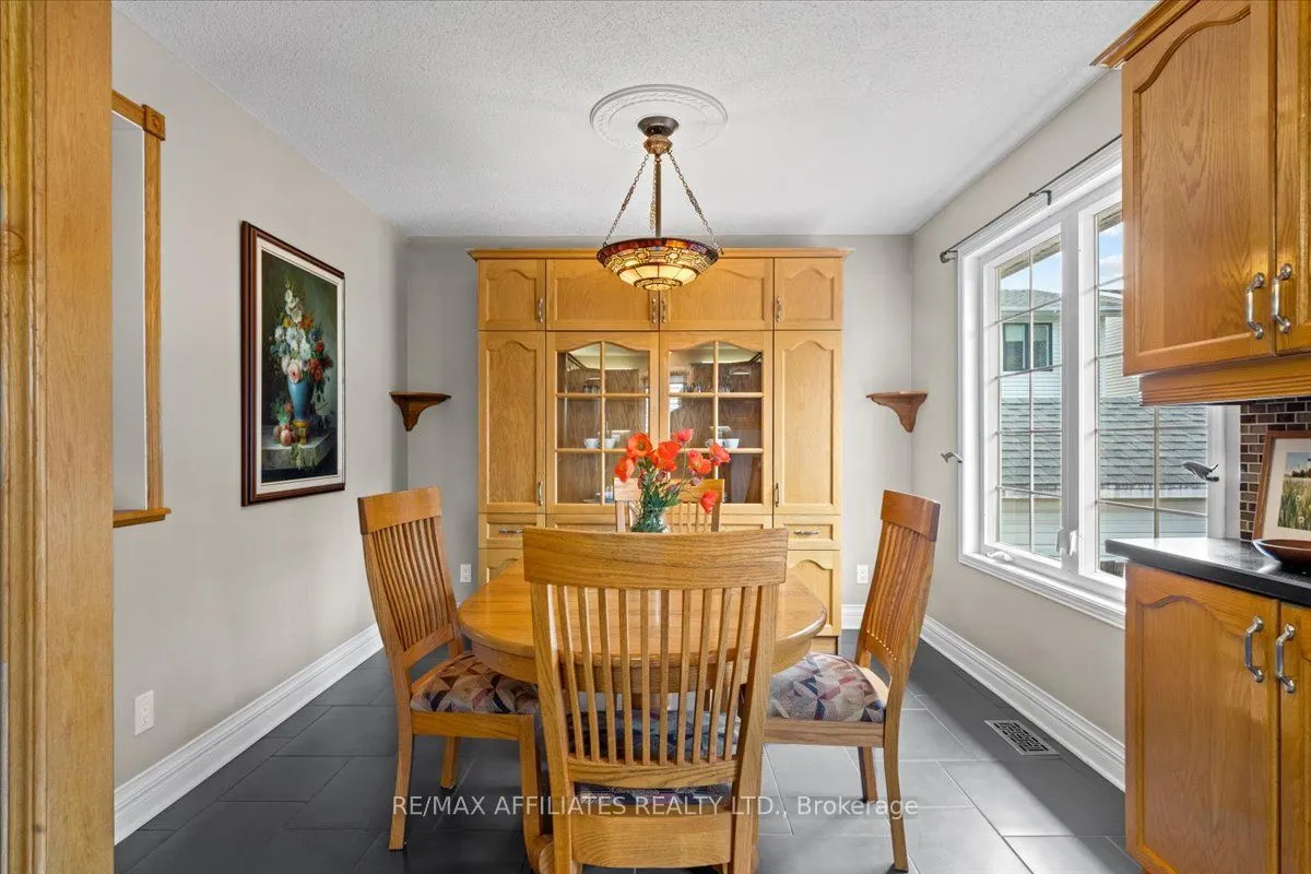 1694 Toulouse Crescent