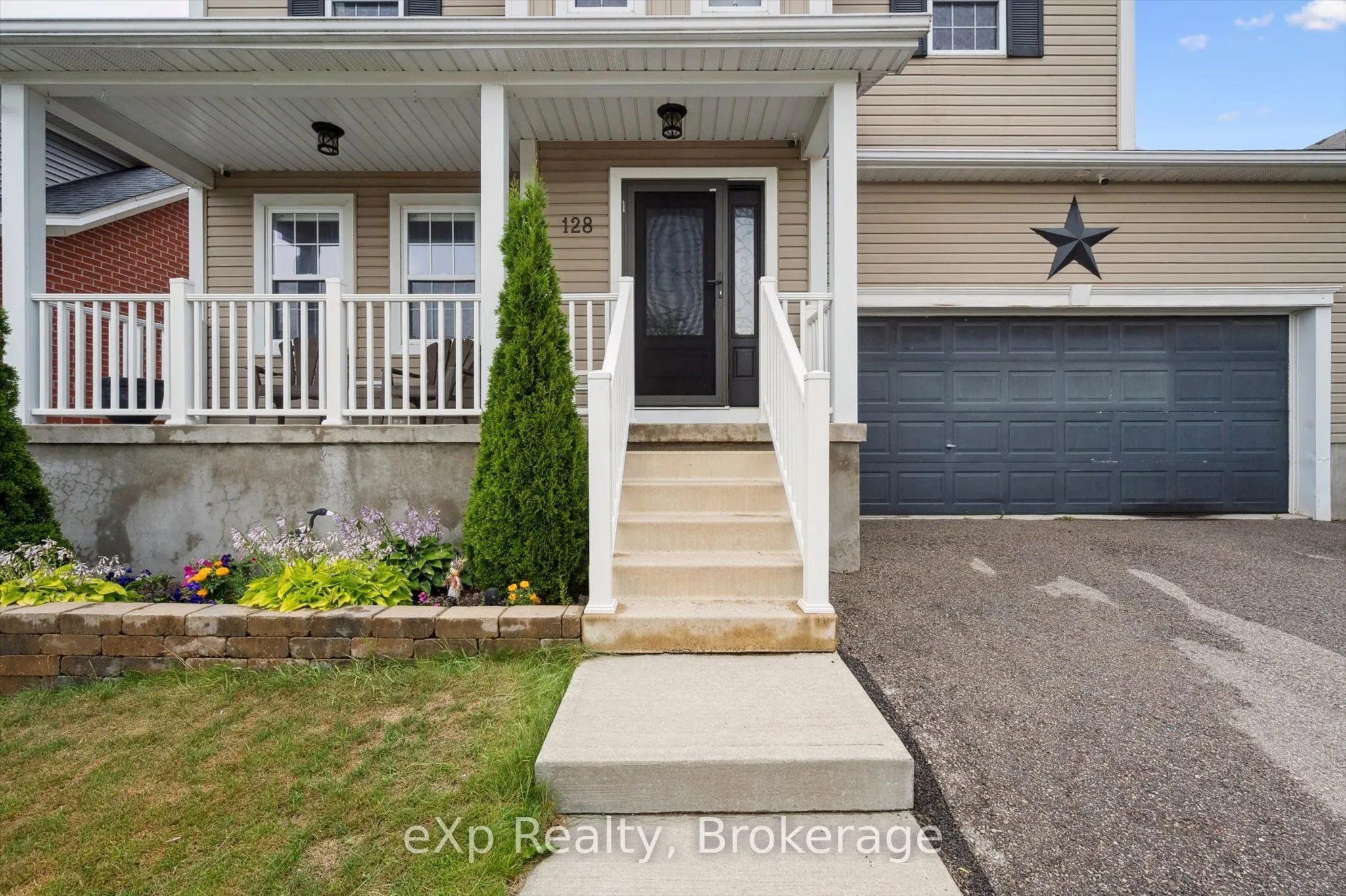 128 Winston Street