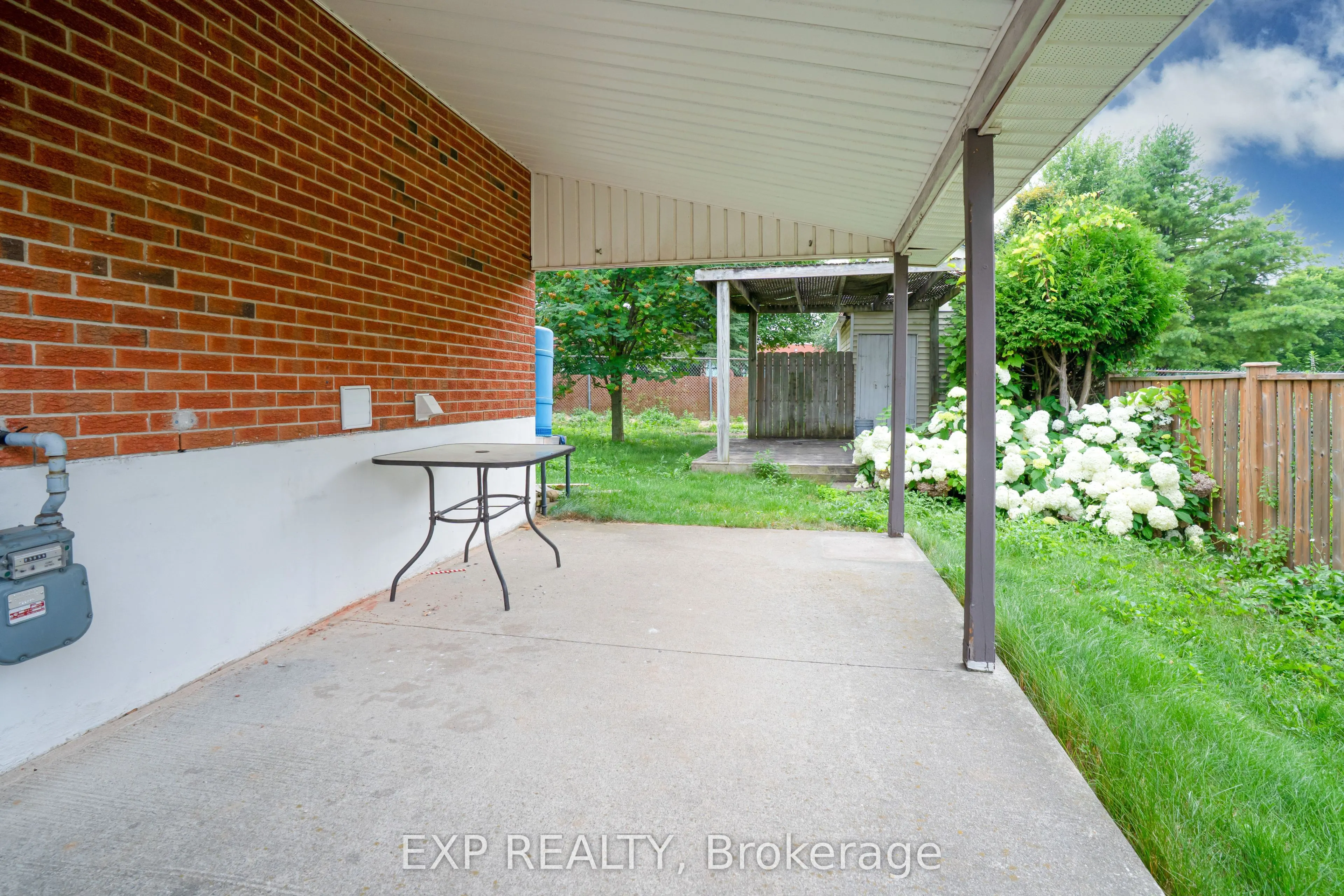 131 Countryside Crescent