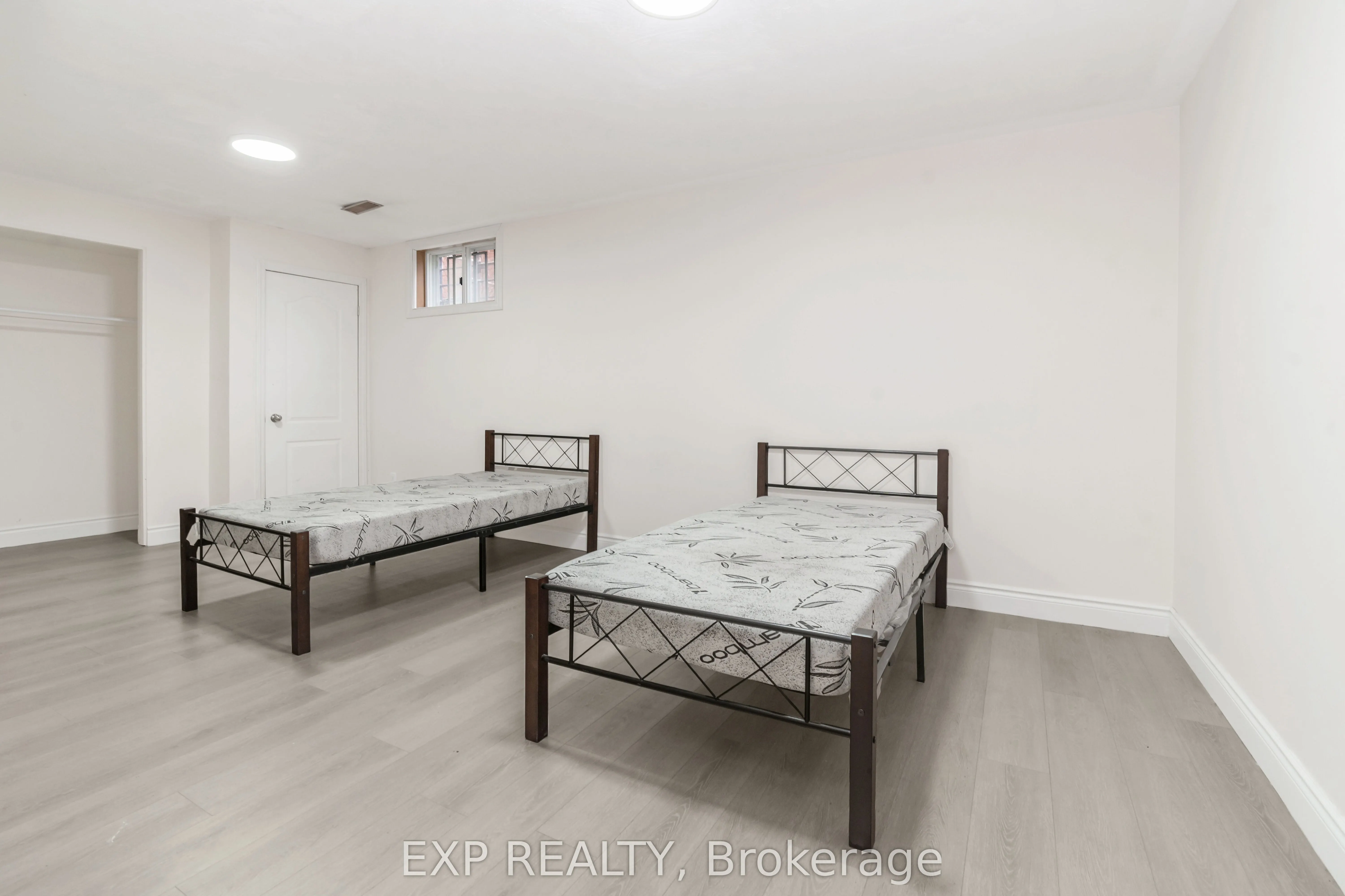 131 Countryside Crescent