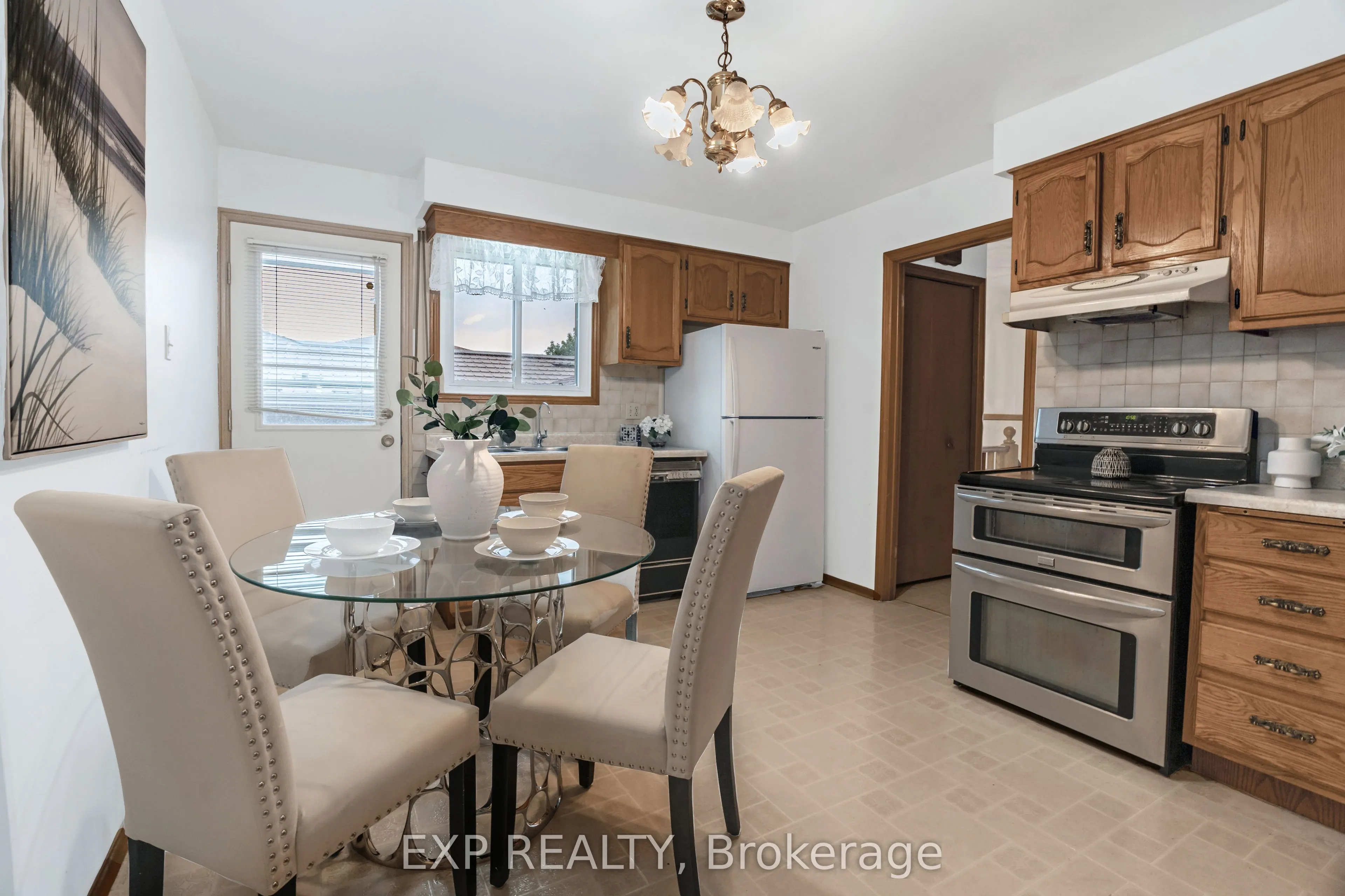 131 Countryside Crescent