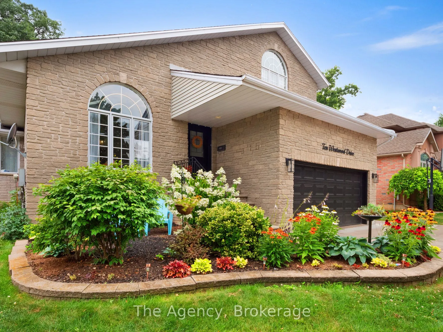 10 Westwood Drive