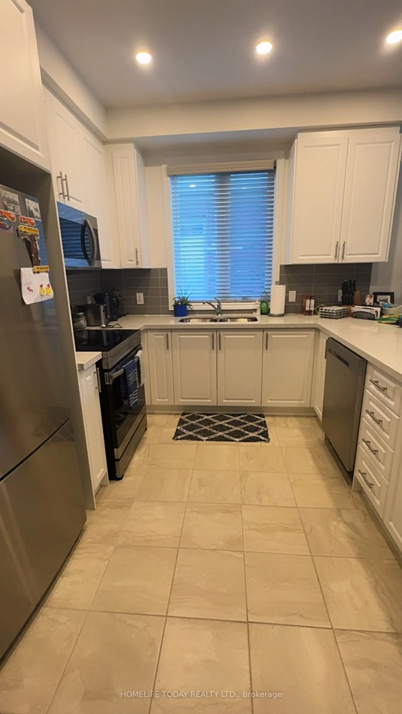 27 Seaton Crescent