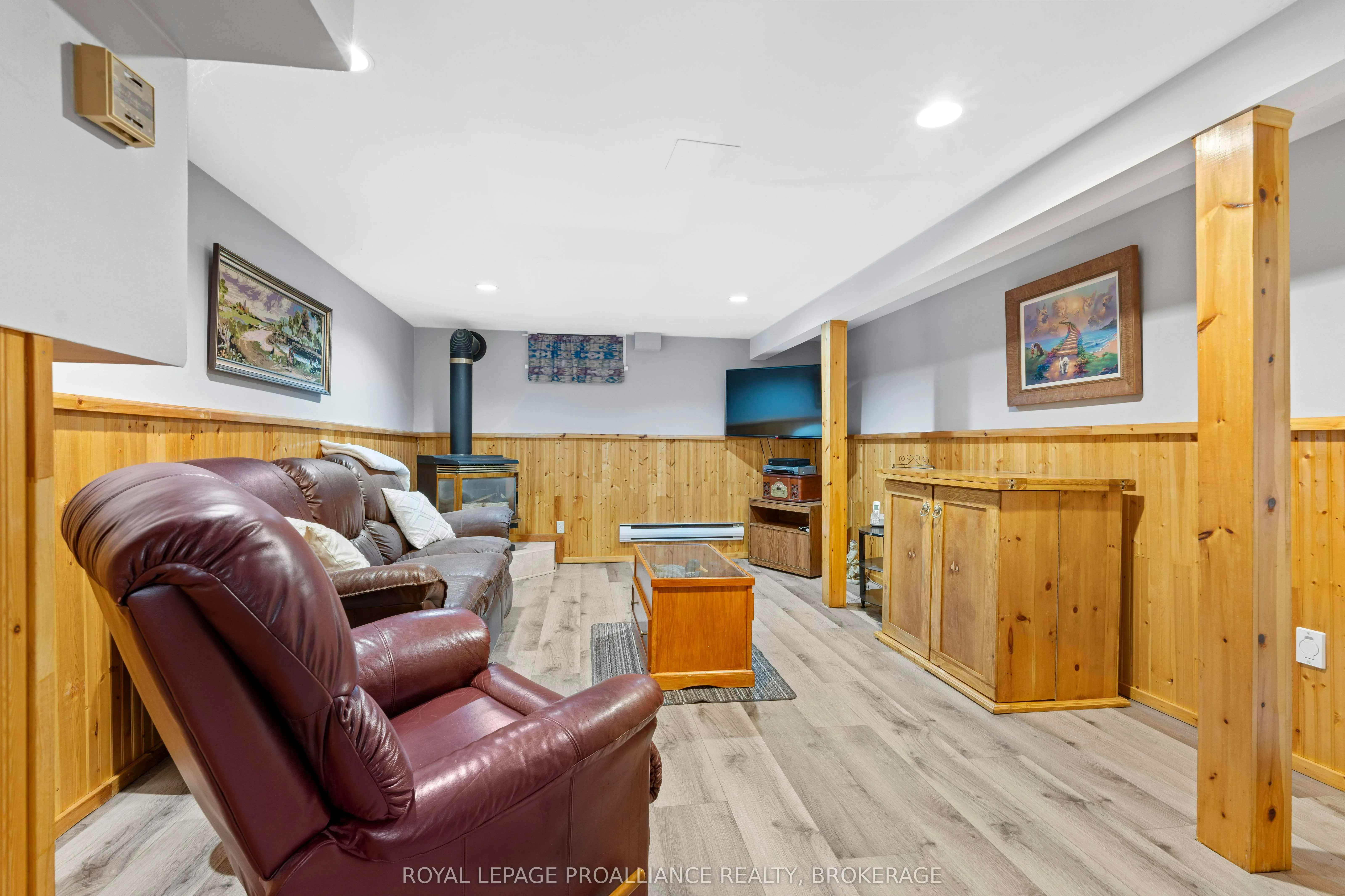 19 MacPherson Avenue, #29