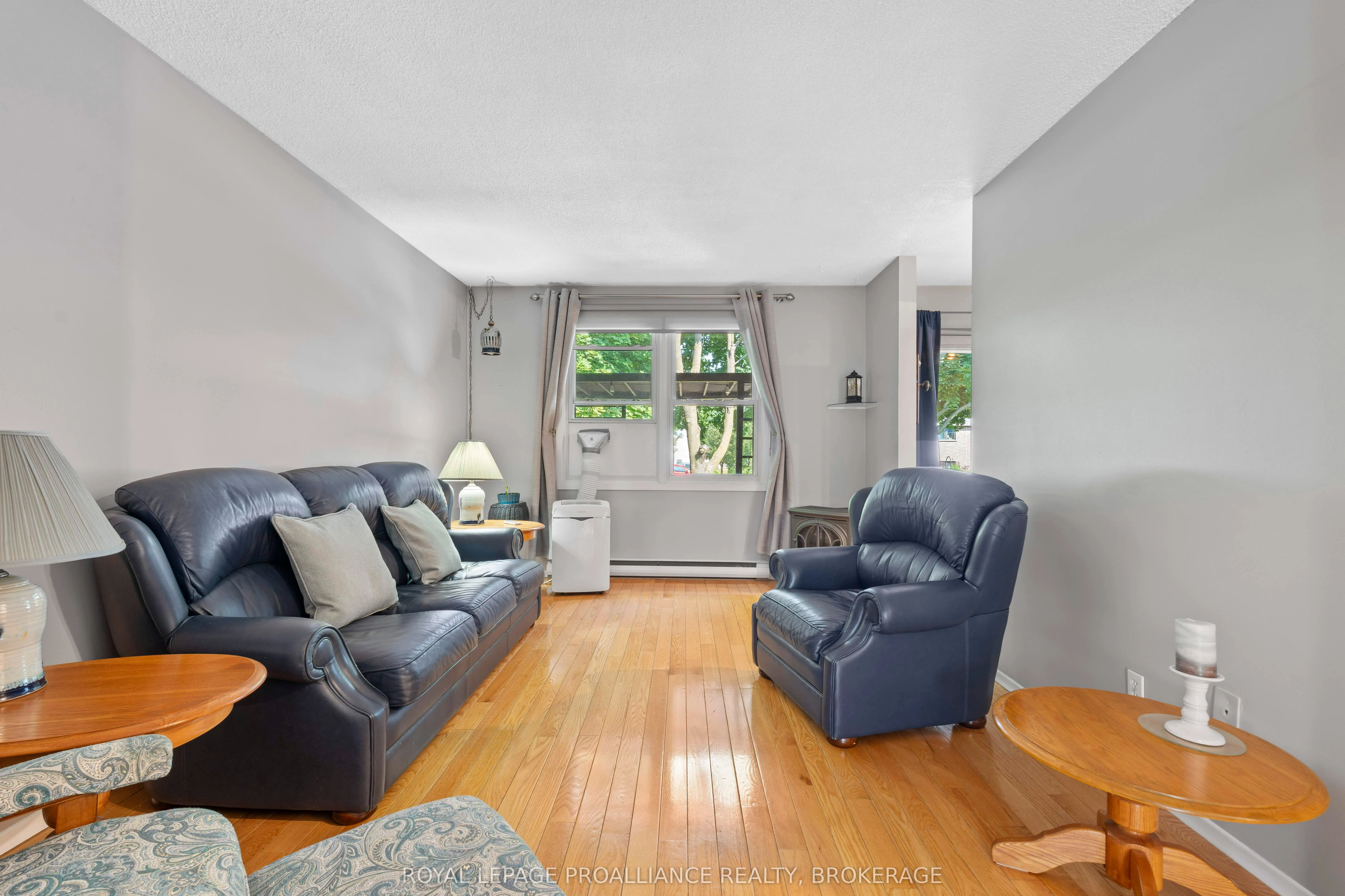 19 MacPherson Avenue, #29