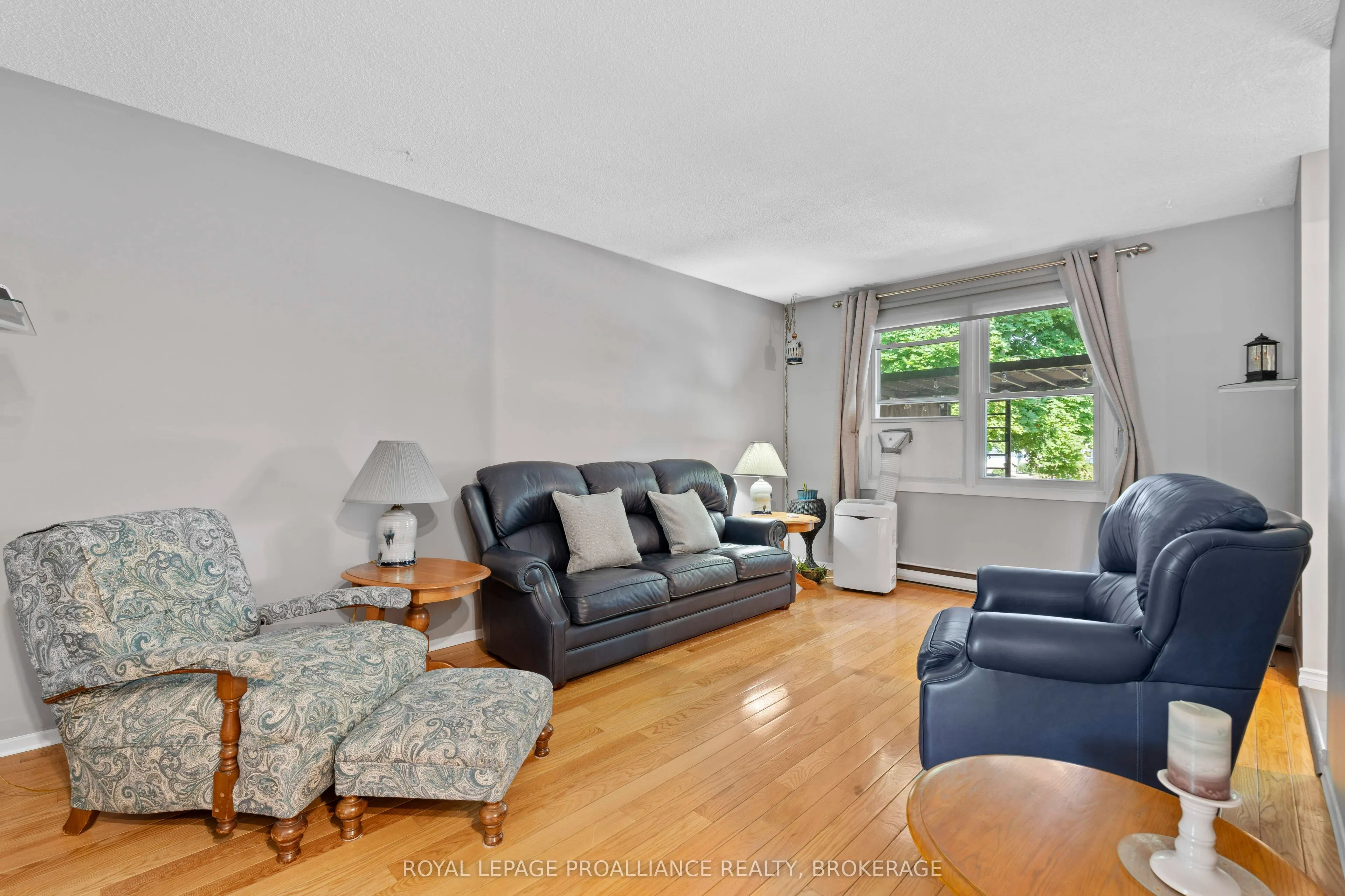 19 MacPherson Avenue, #29