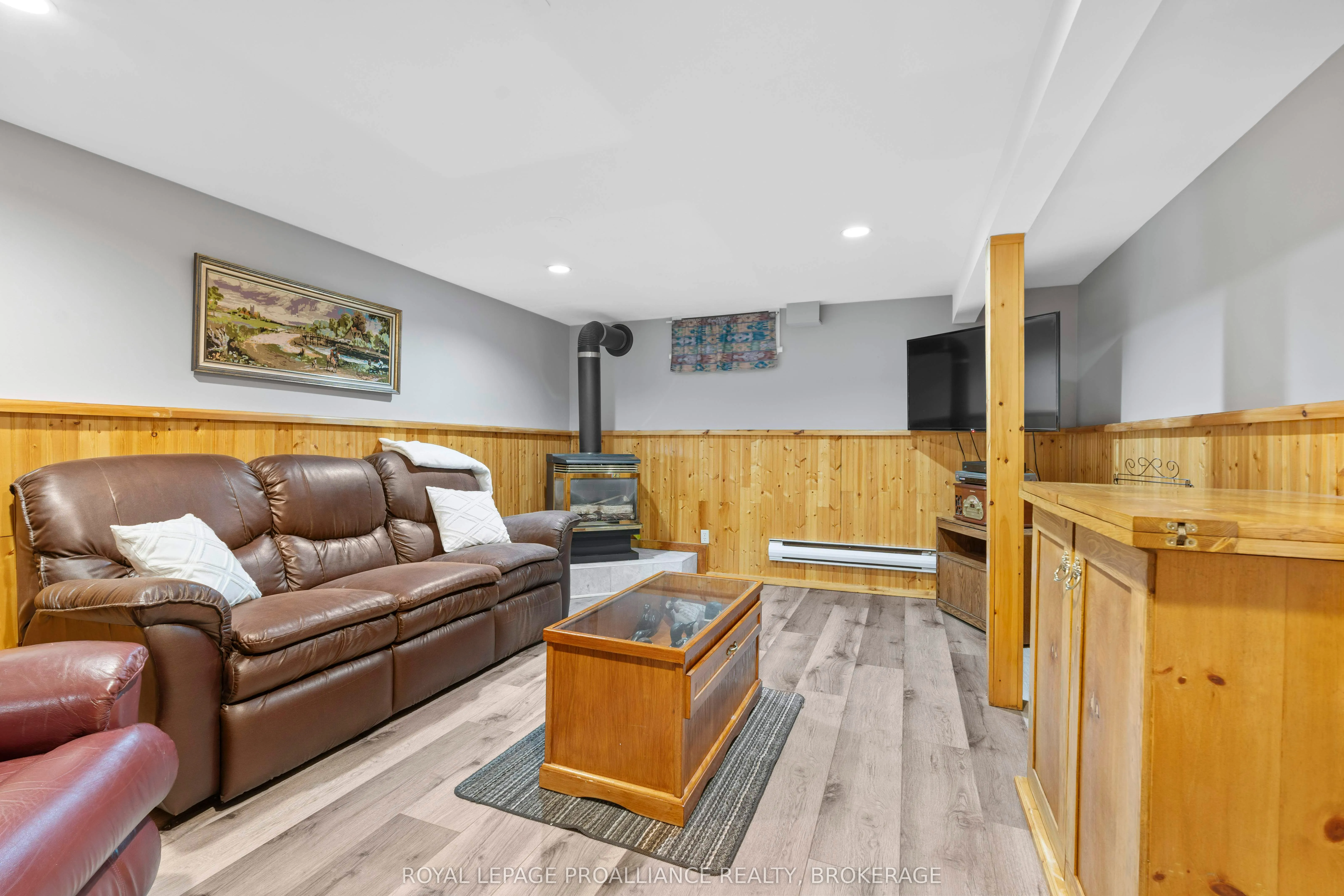 19 MacPherson Avenue, #29