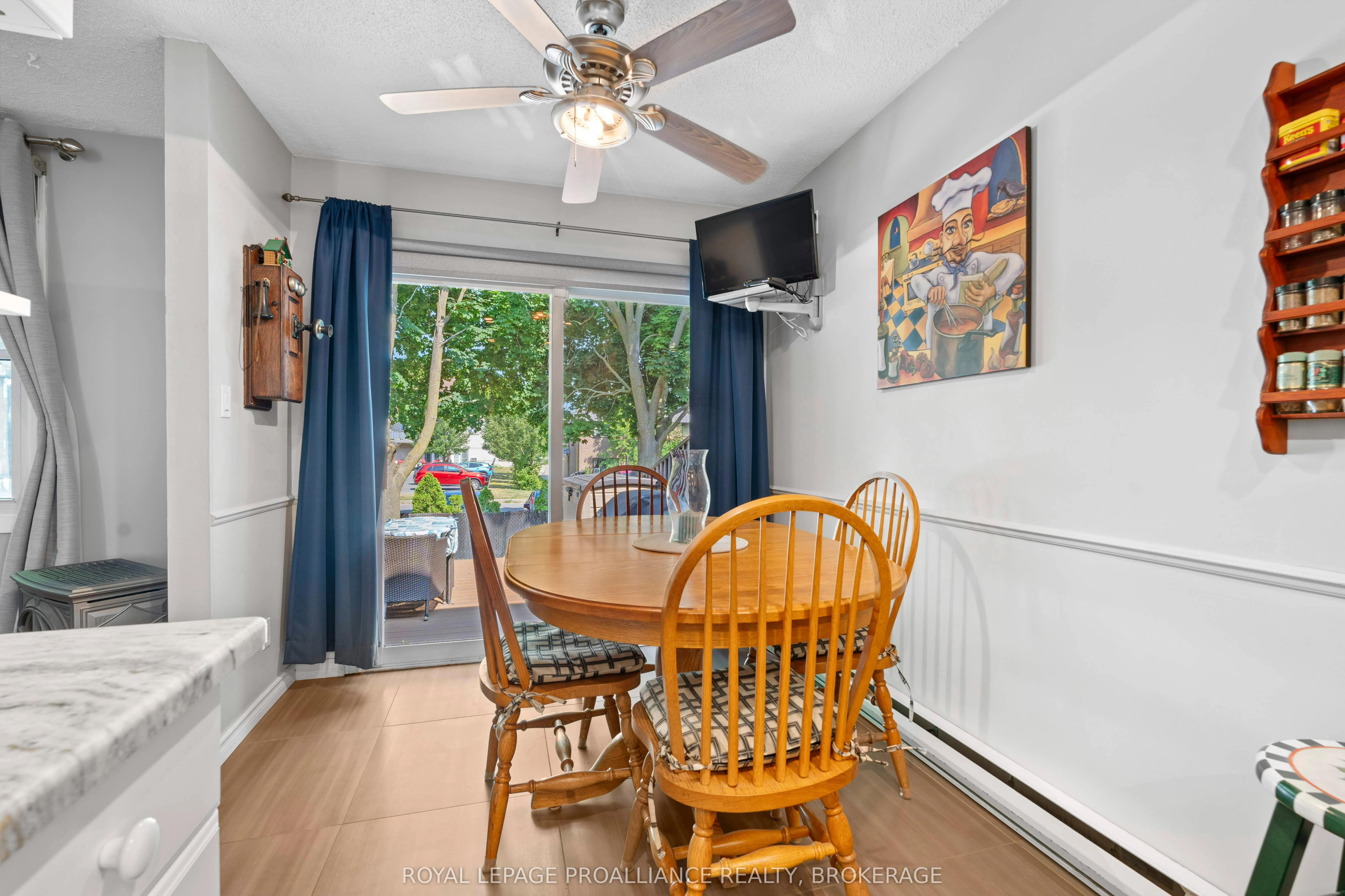 19 MacPherson Avenue, #29