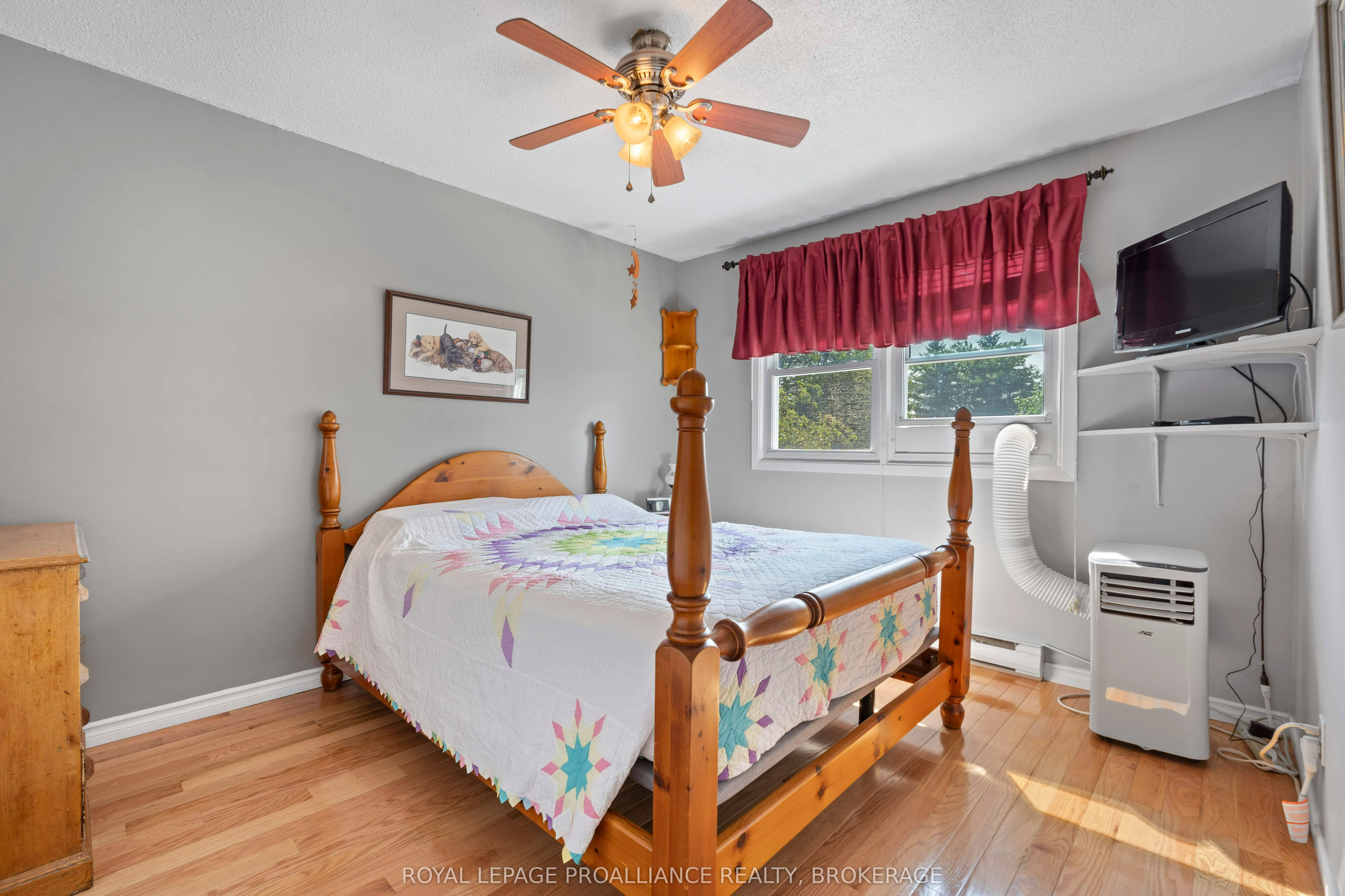 19 MacPherson Avenue, #29