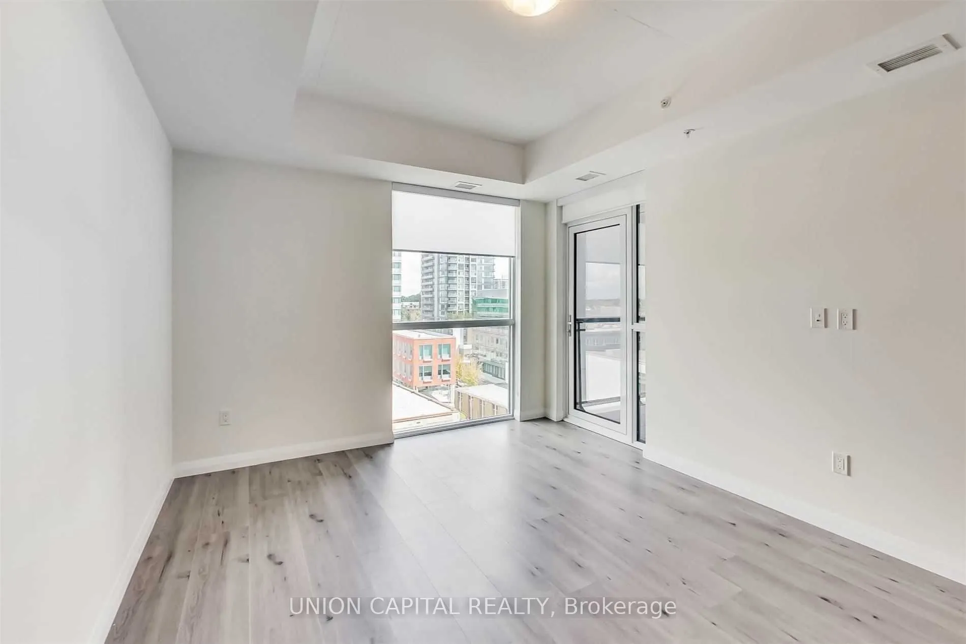 60 Charles Street W, #801
