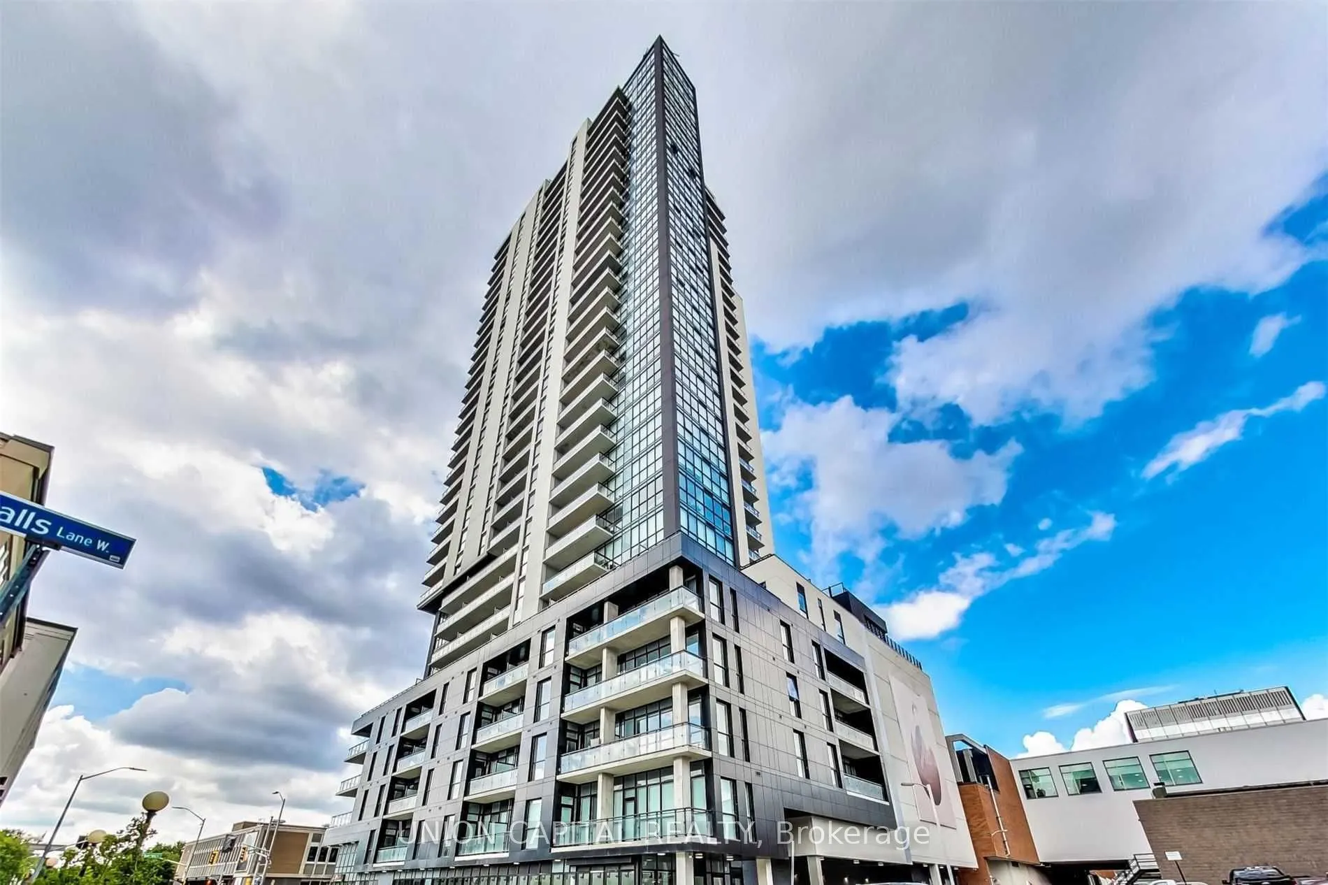 60 Charles Street W, #801