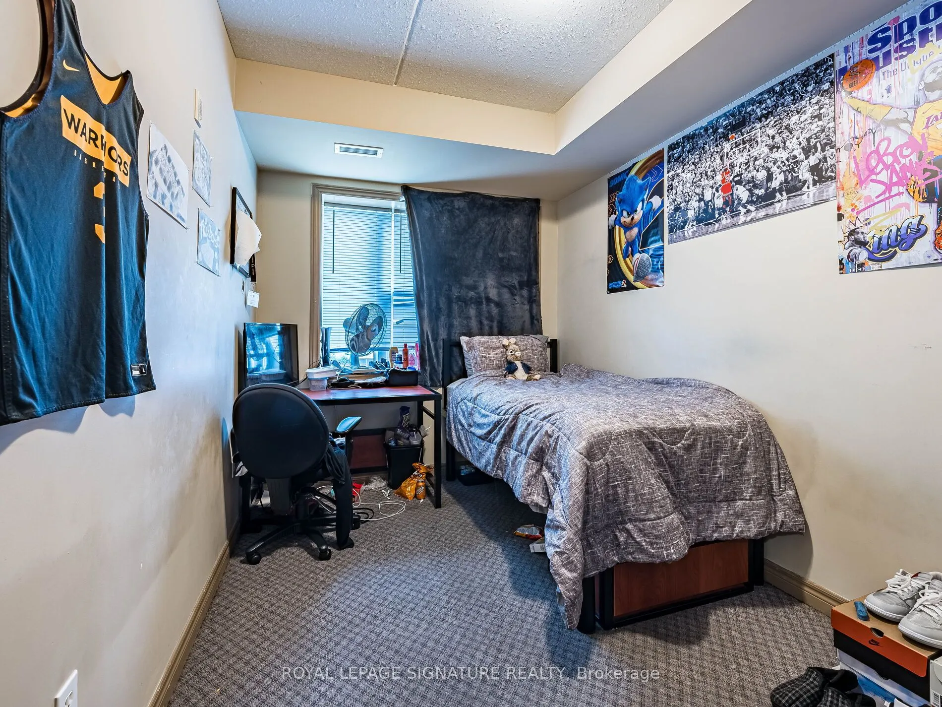 251 Lester Street, #206