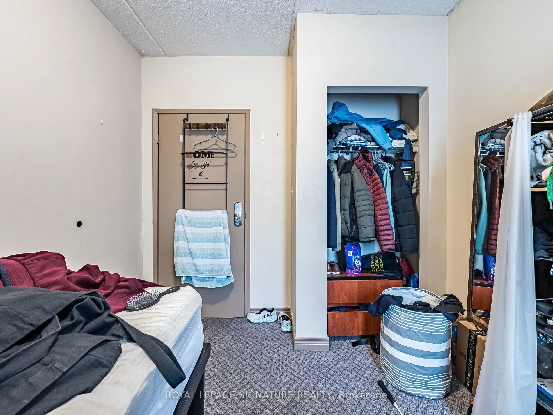 251 Lester Street, #206