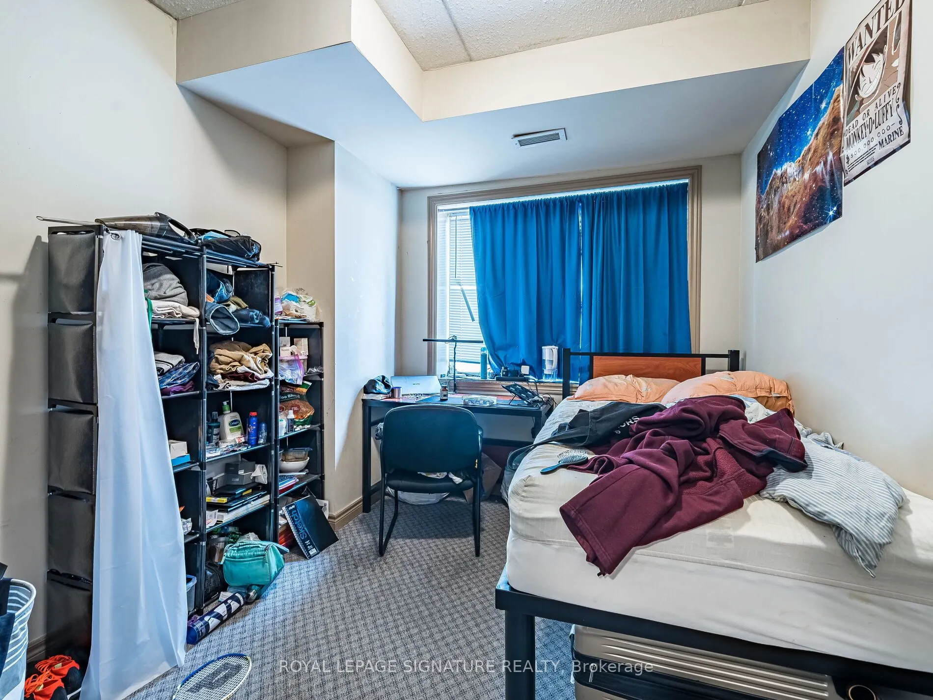 251 Lester Street, #206