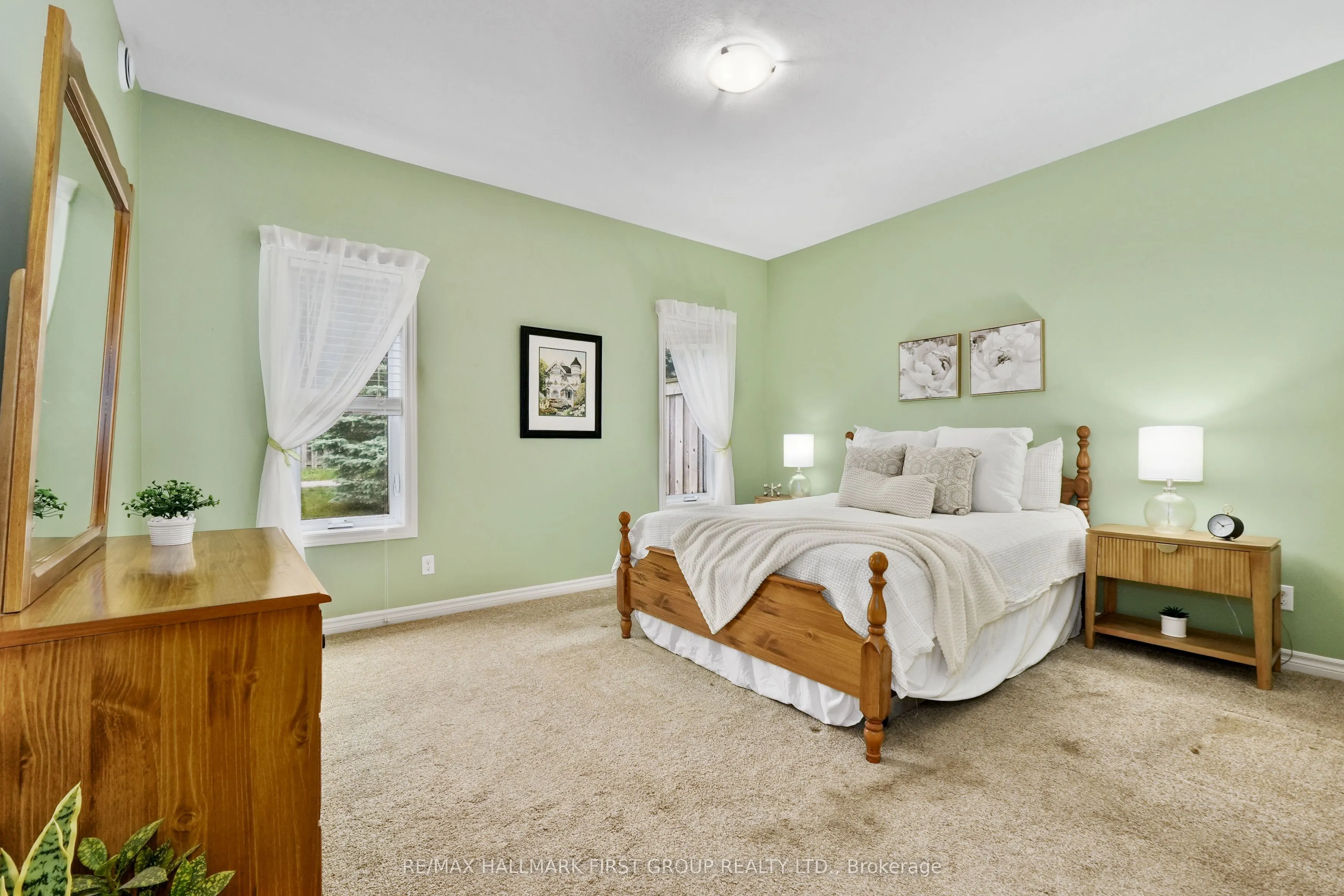 17 George Court, #203