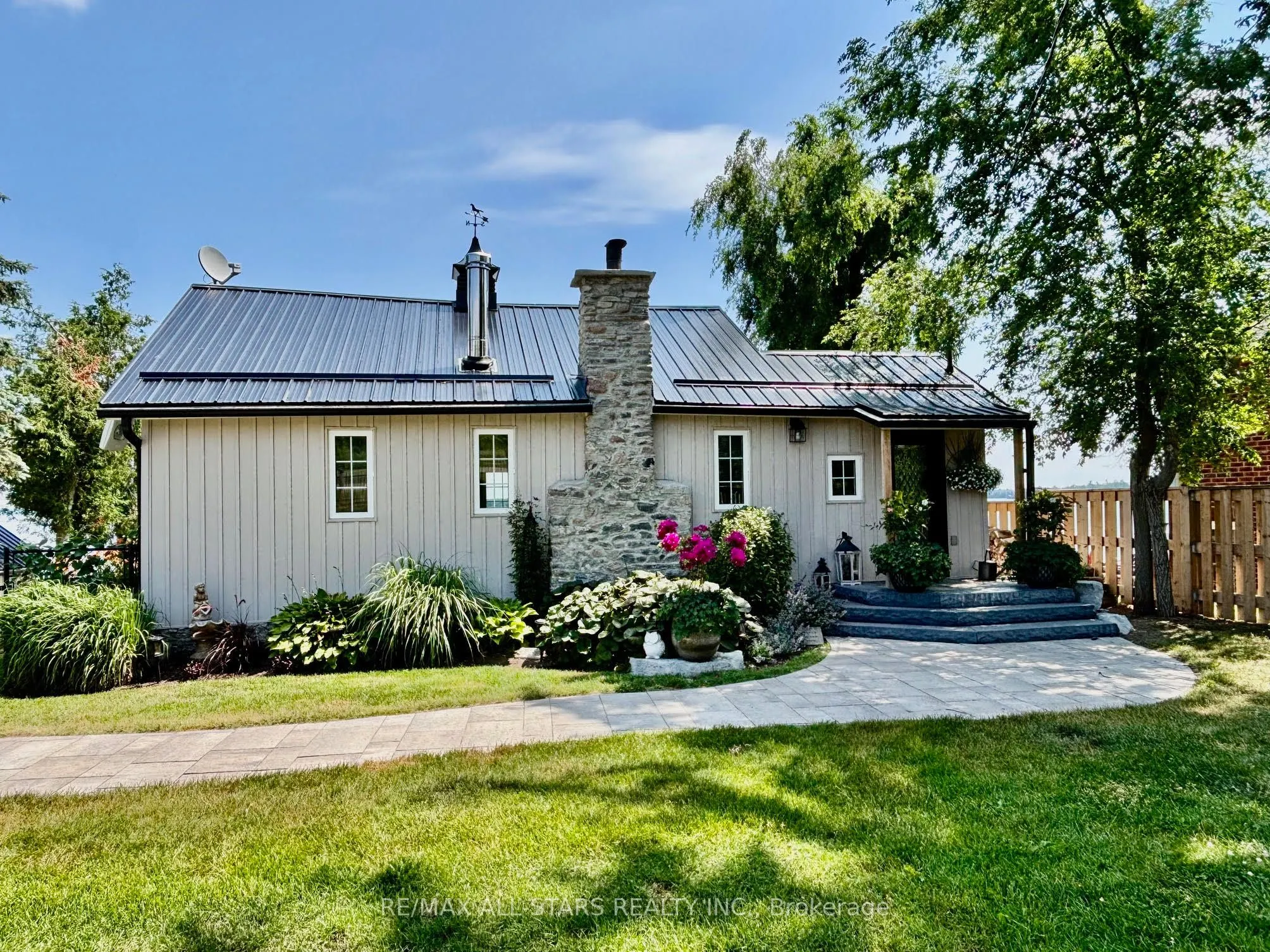 25 Bayview Road