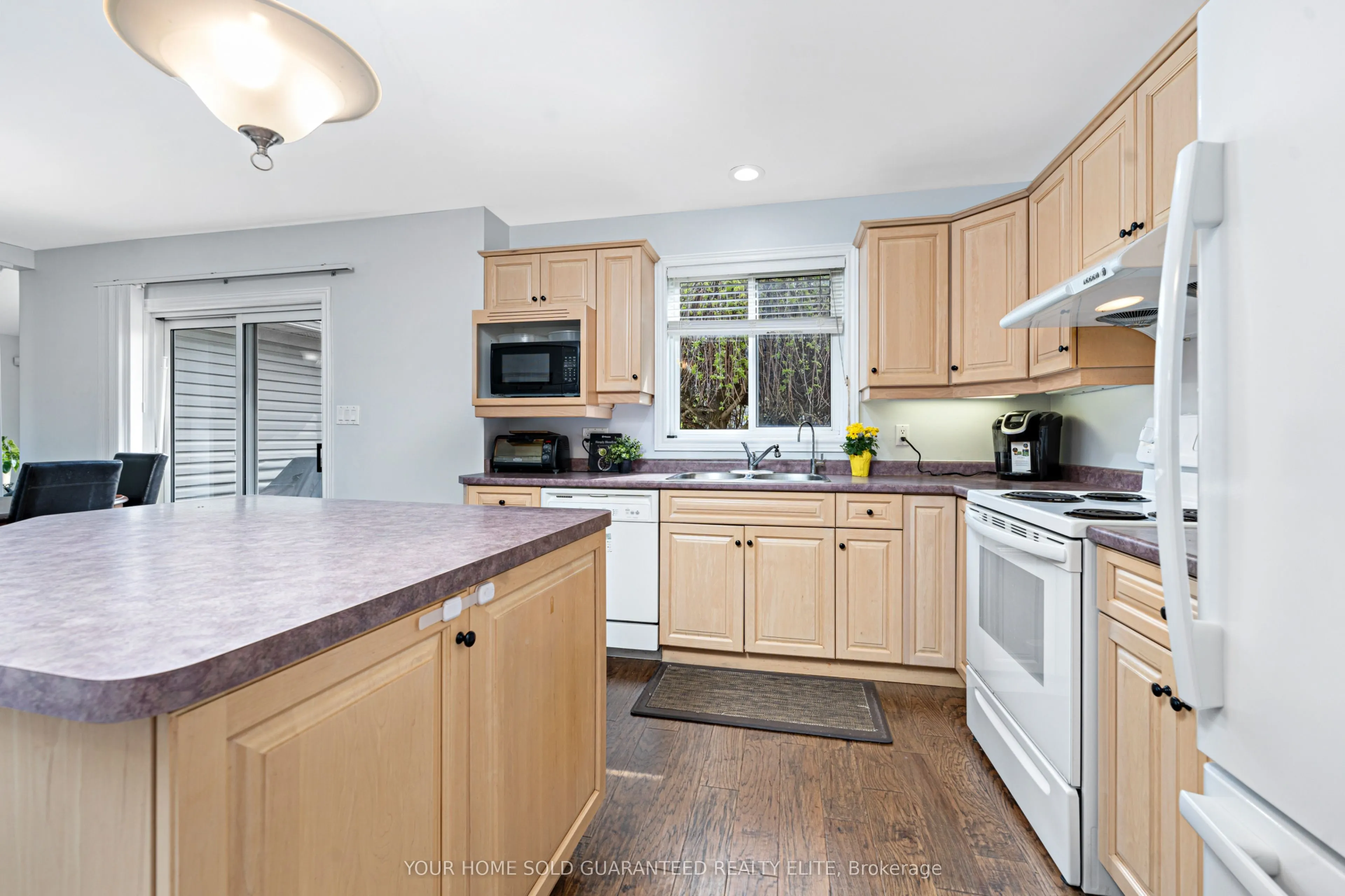 56 Dunkeld Avenue