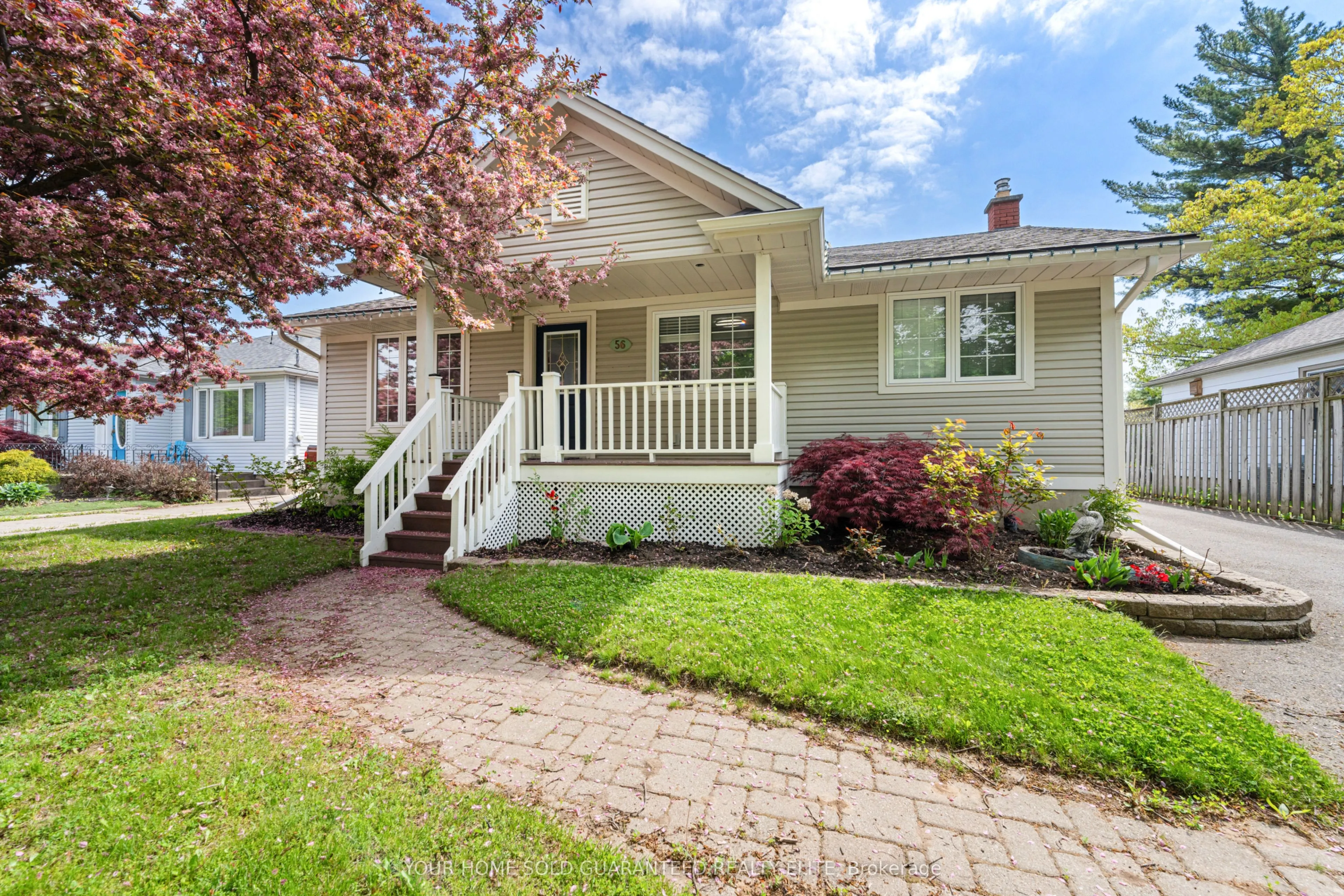 56 Dunkeld Avenue