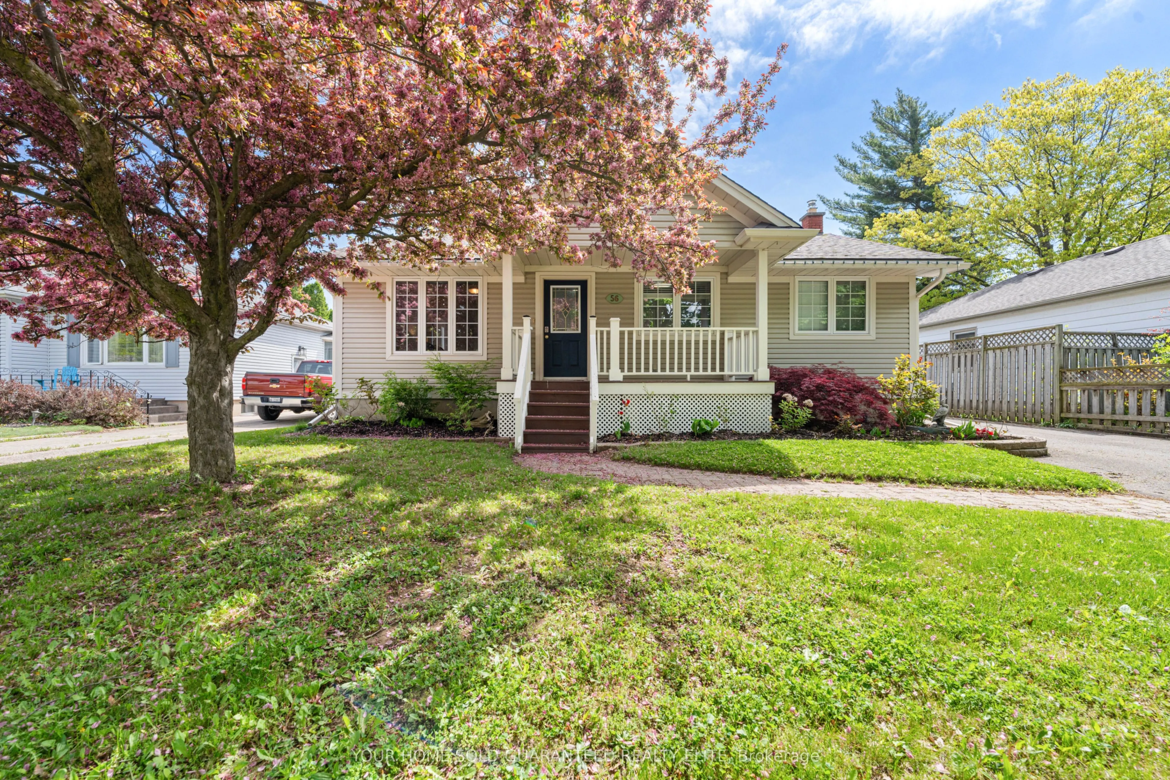 56 Dunkeld Avenue