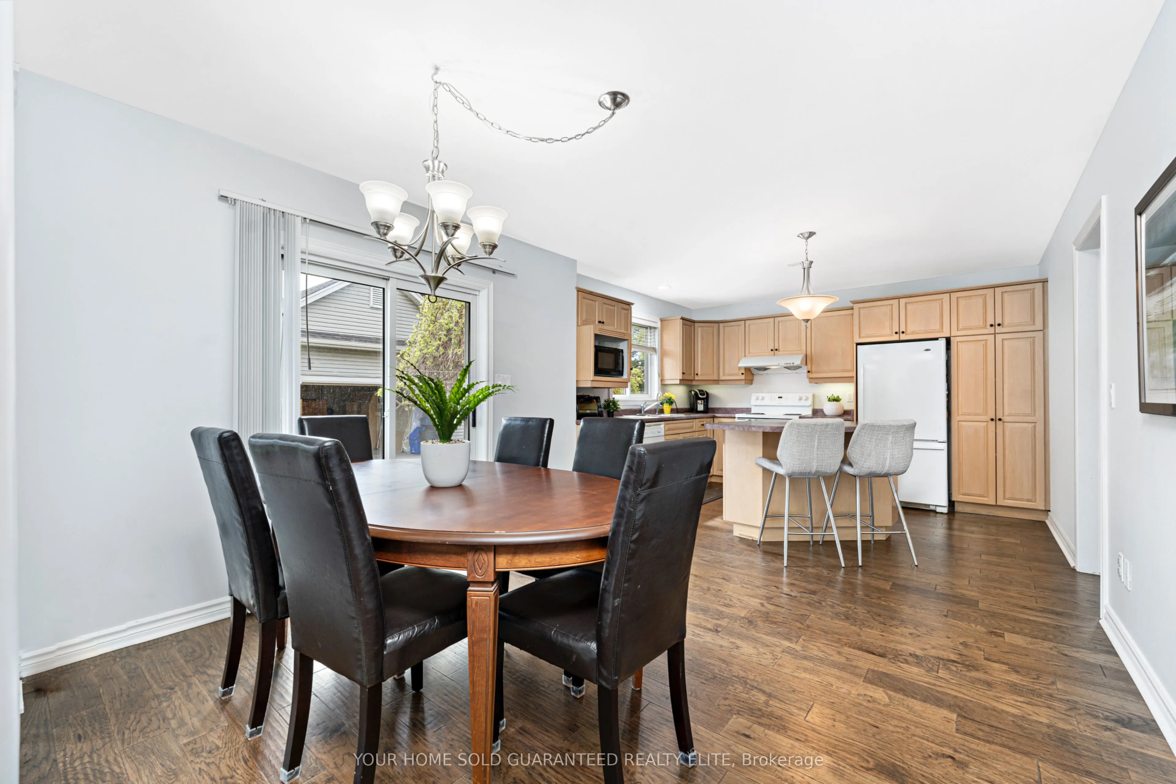 56 Dunkeld Avenue