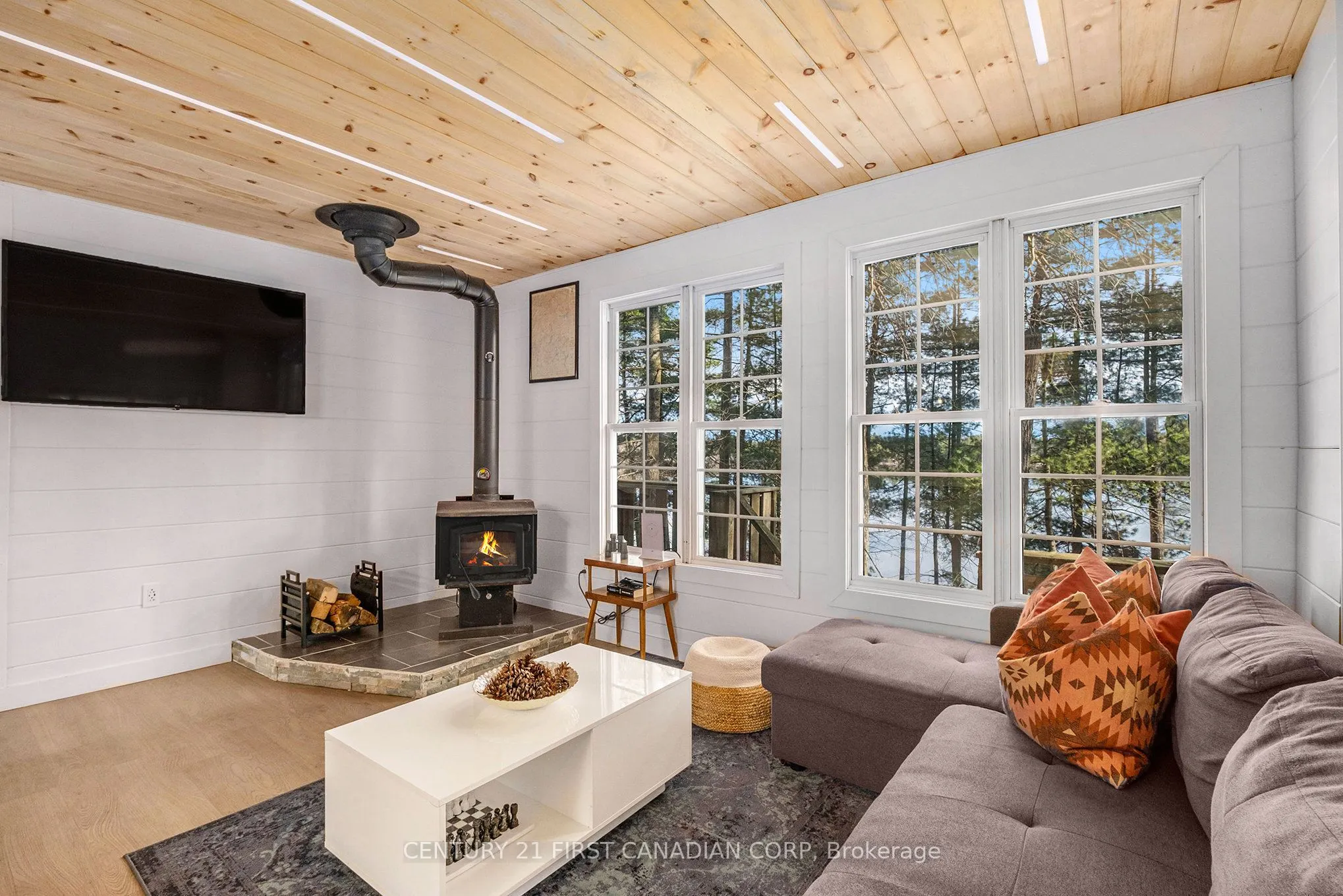 1176 Sparks Lane