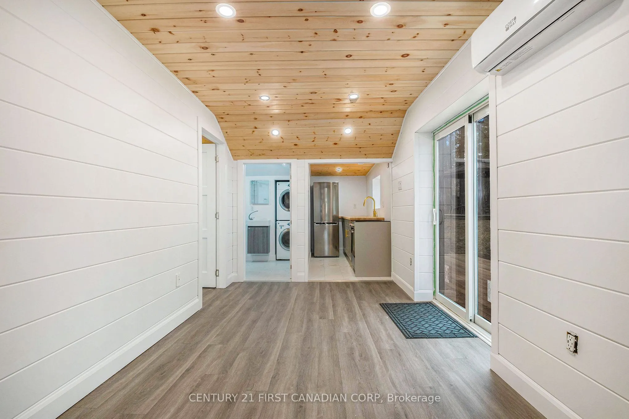 1176 Sparks Lane