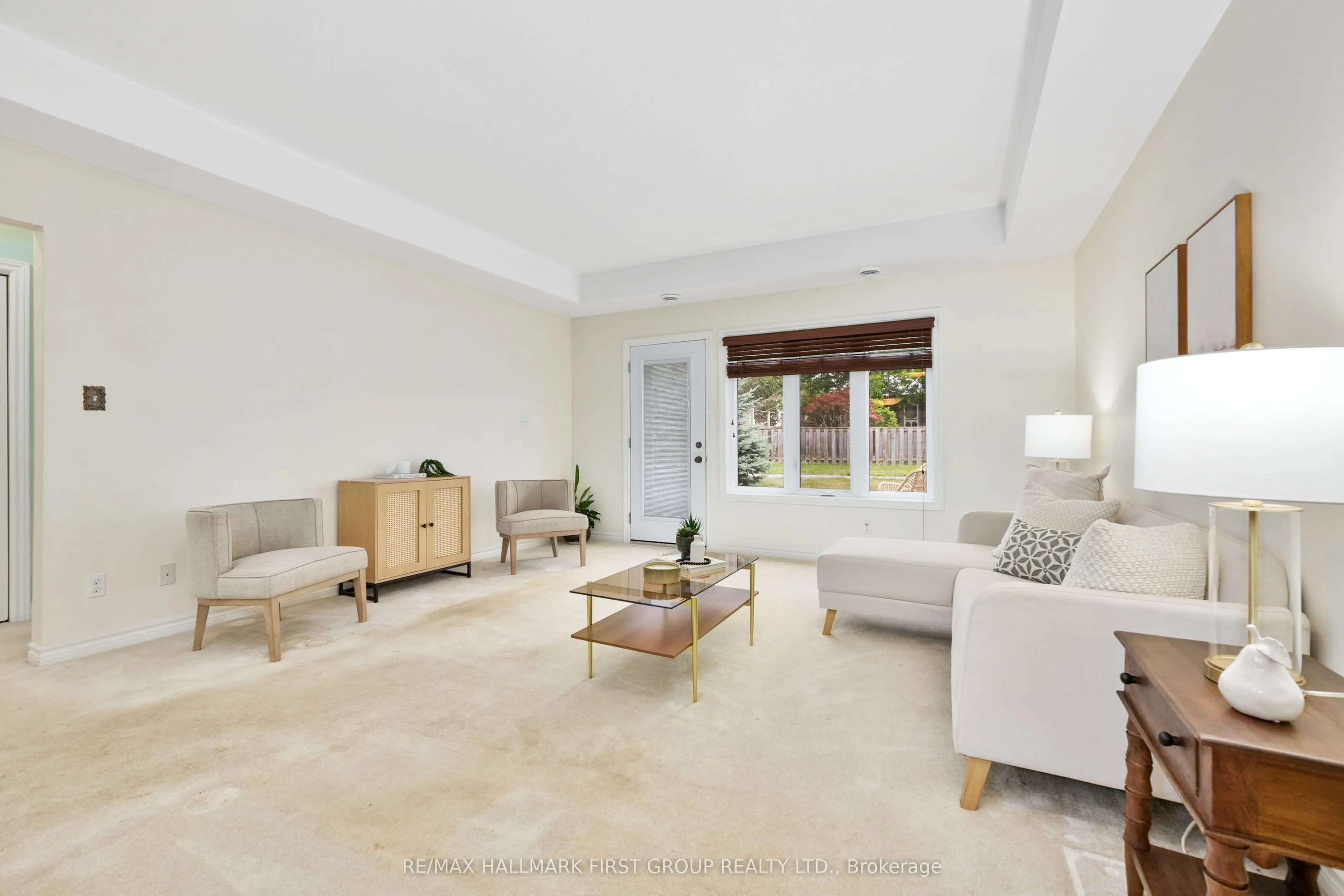 17 George Court, #202