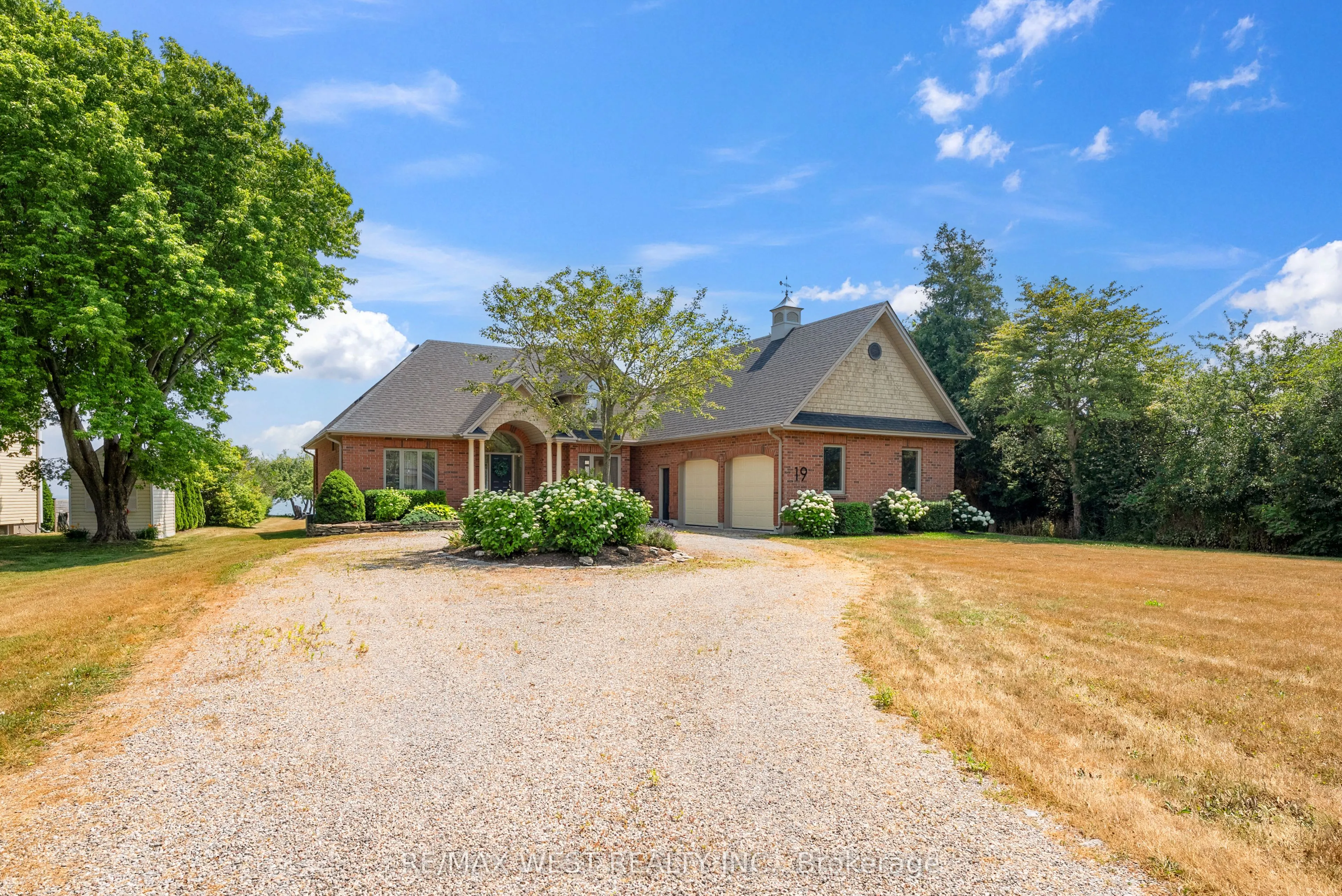 19 Skiff Cove Road
