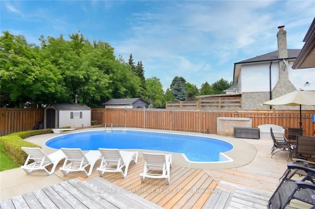 3 Suter Crescent