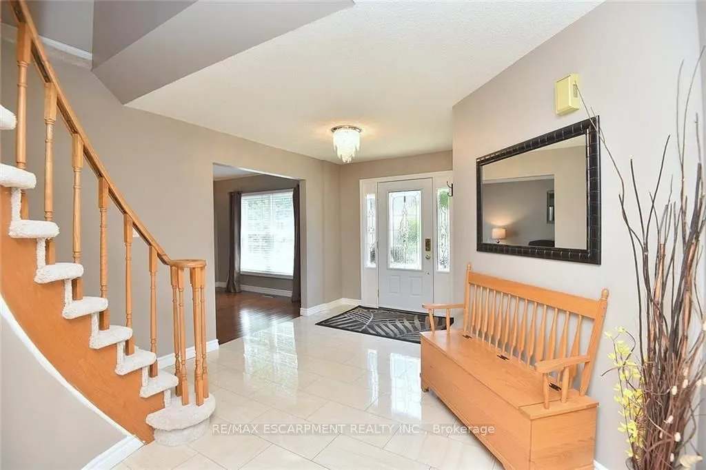 3 Suter Crescent