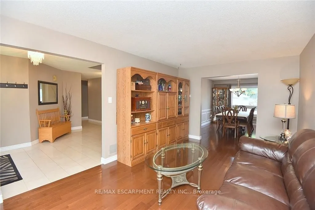 3 Suter Crescent