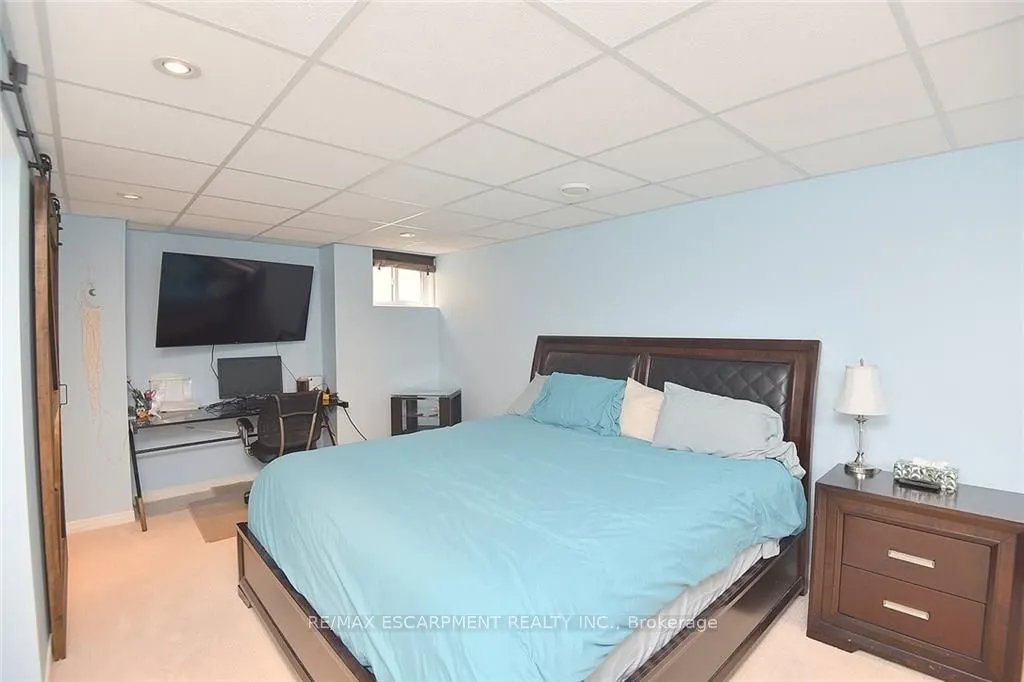3 Suter Crescent