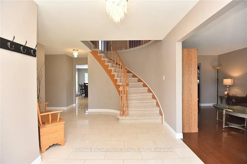 3 Suter Crescent