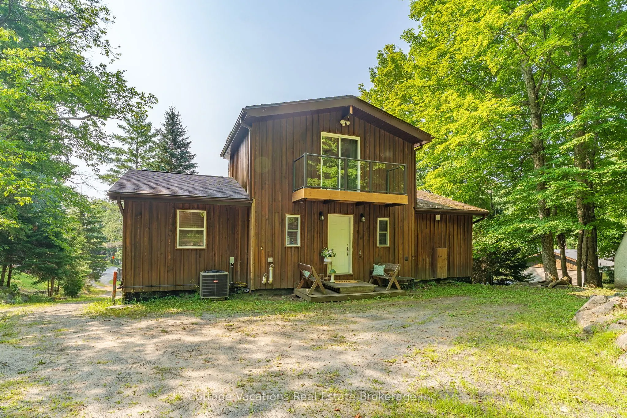 1292 Port Cunnington Road