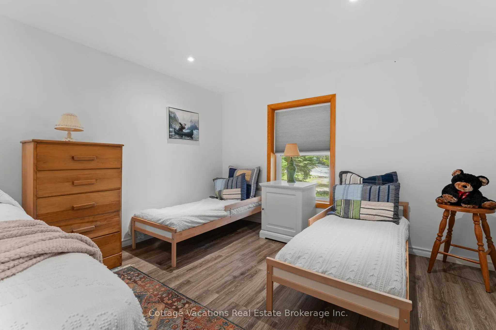 1292 Port Cunnington Road