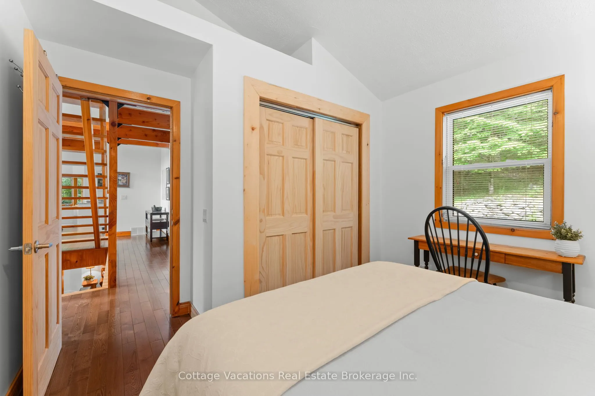 1292 Port Cunnington Road