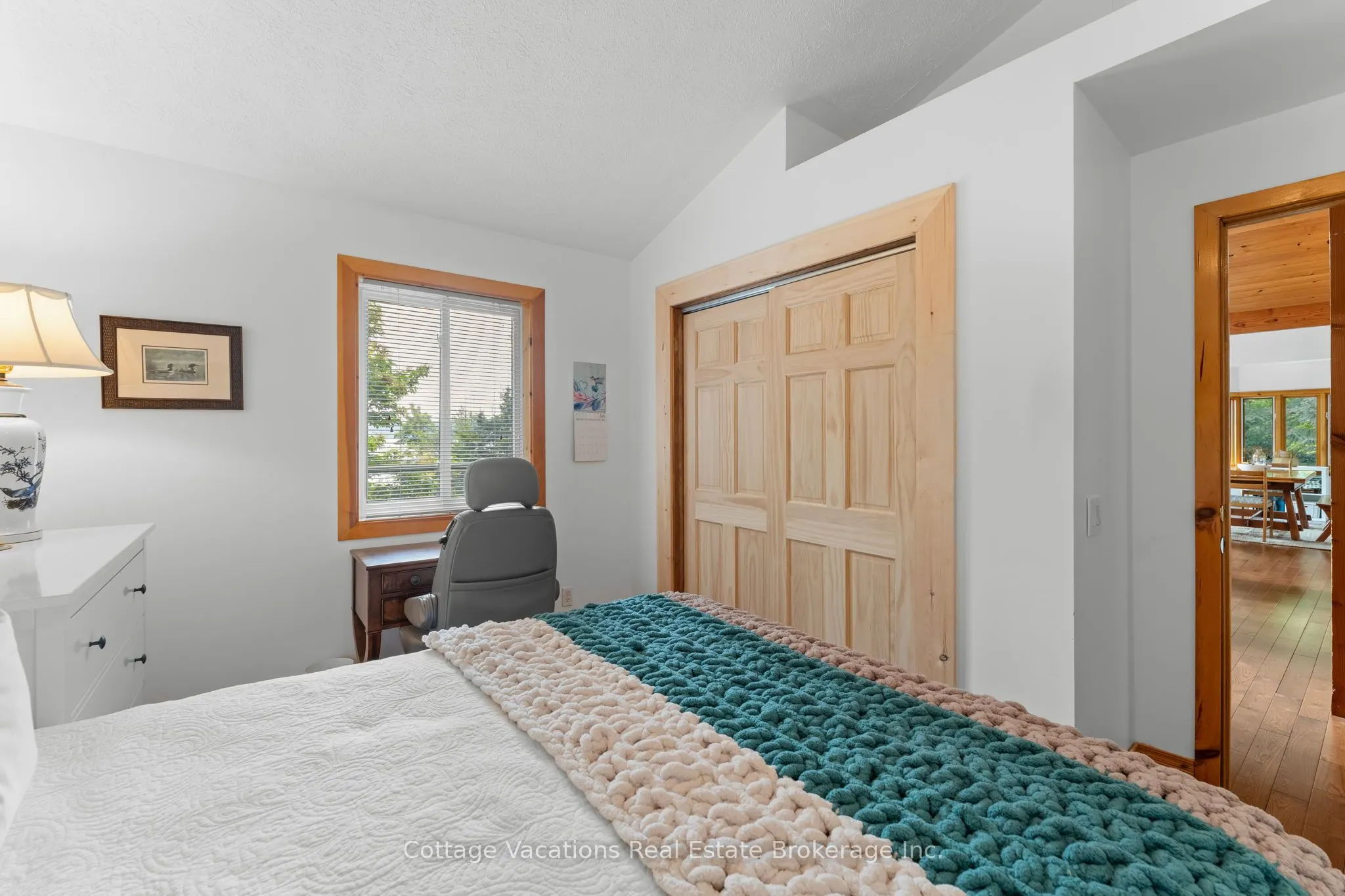 1292 Port Cunnington Road