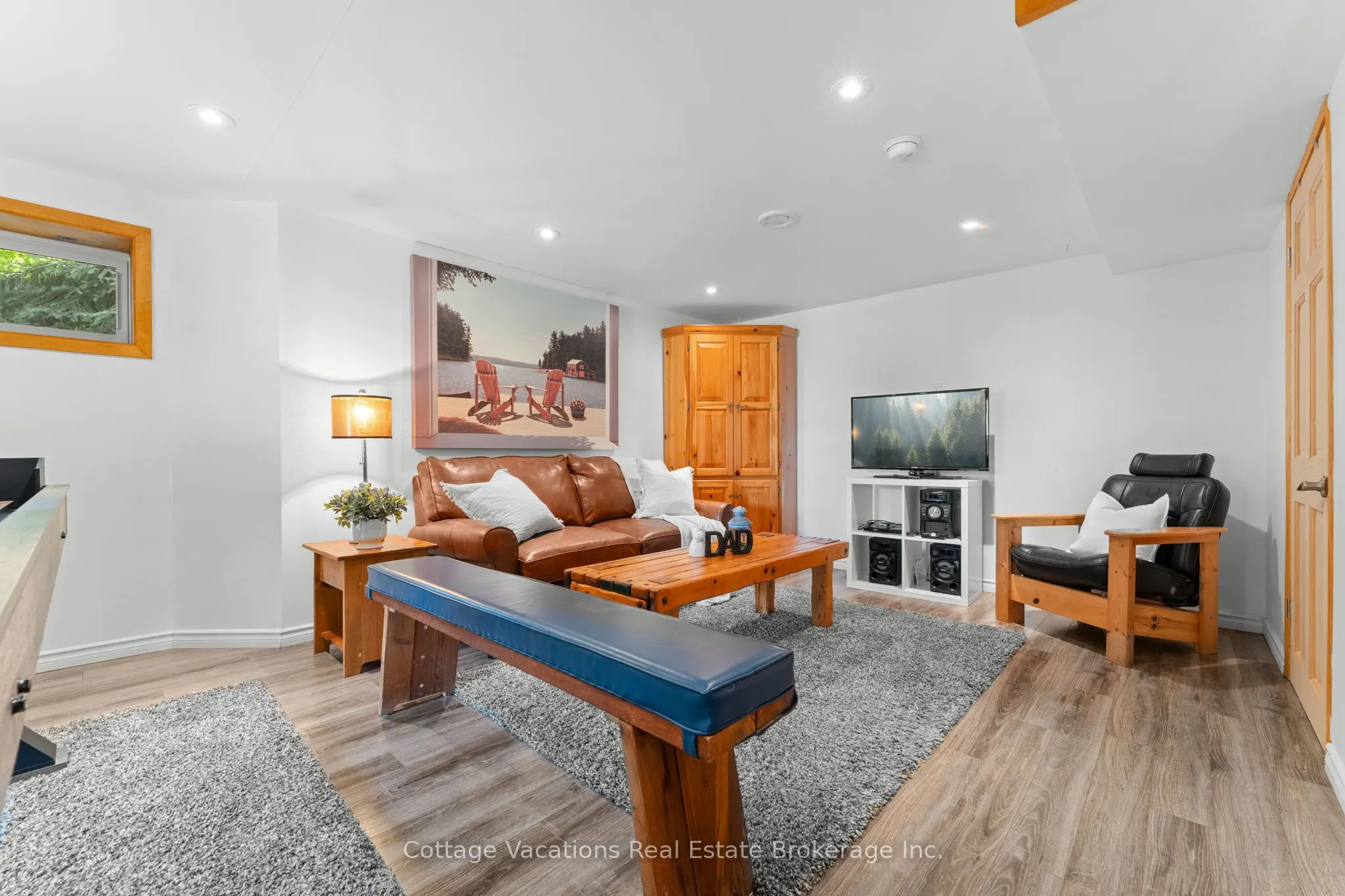1292 Port Cunnington Road