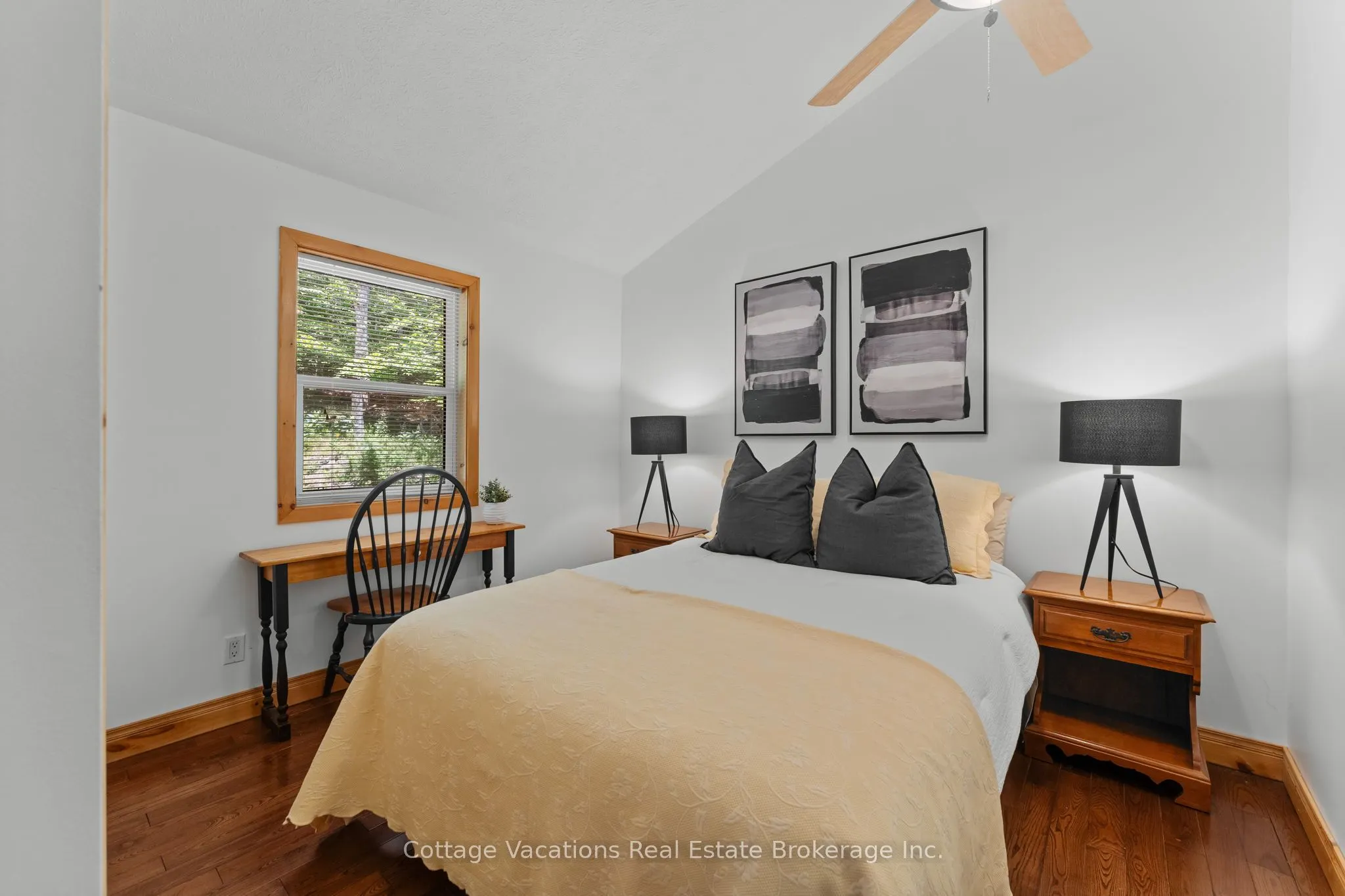 1292 Port Cunnington Road