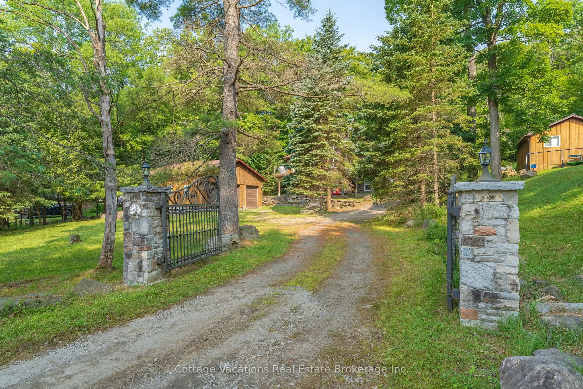 1292 Port Cunnington Road