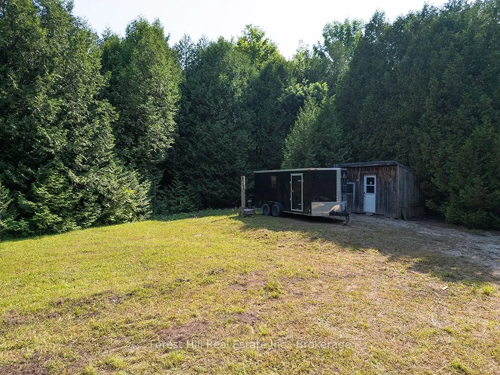 596325 Concession 10