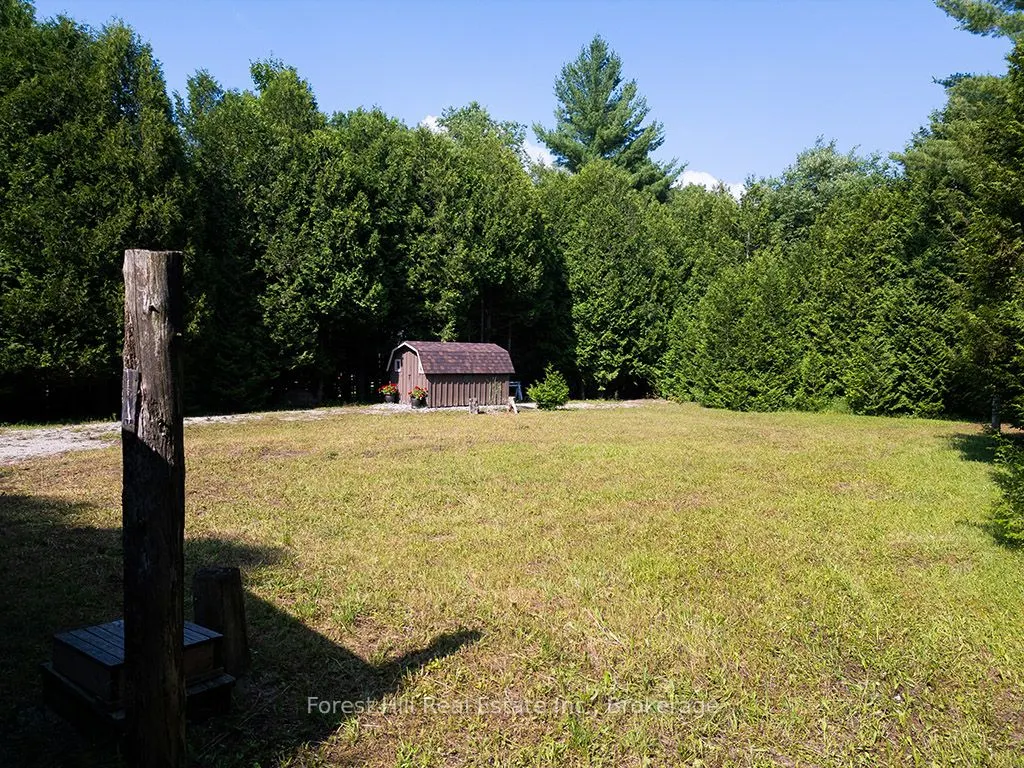 596325 Concession 10