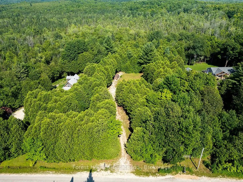 596325 Concession 10
