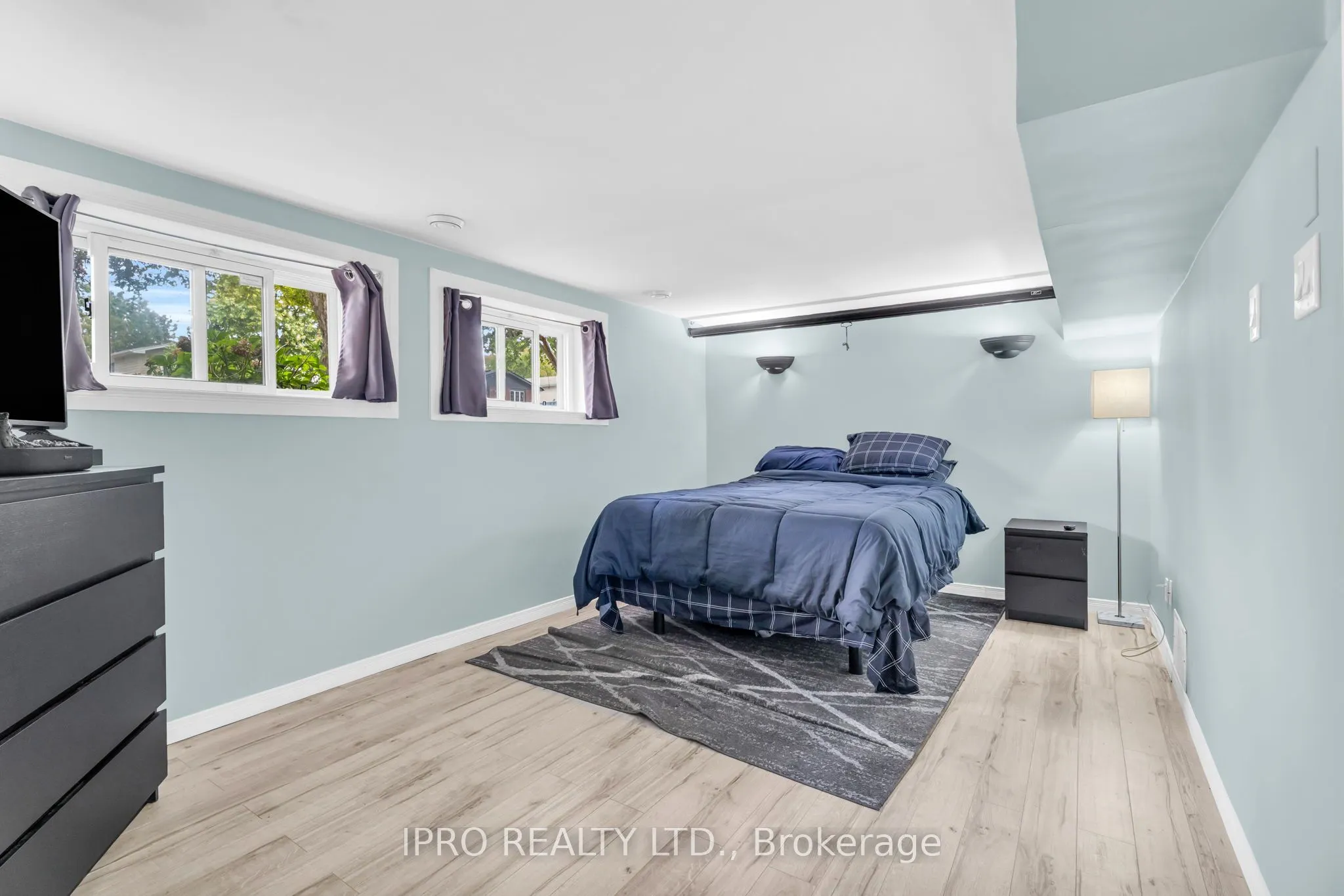 76 Keats Drive