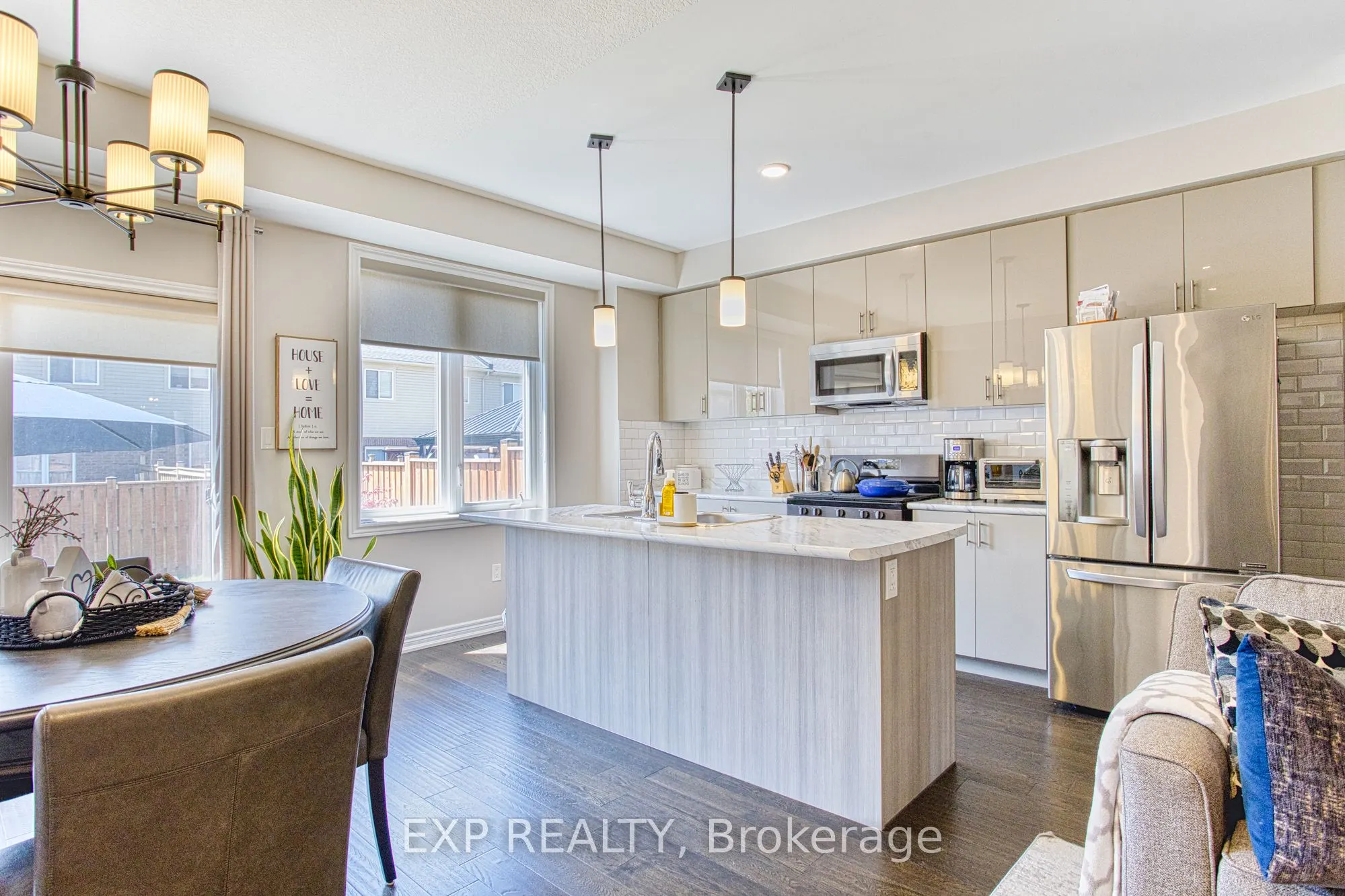 42 Pinot Crescent