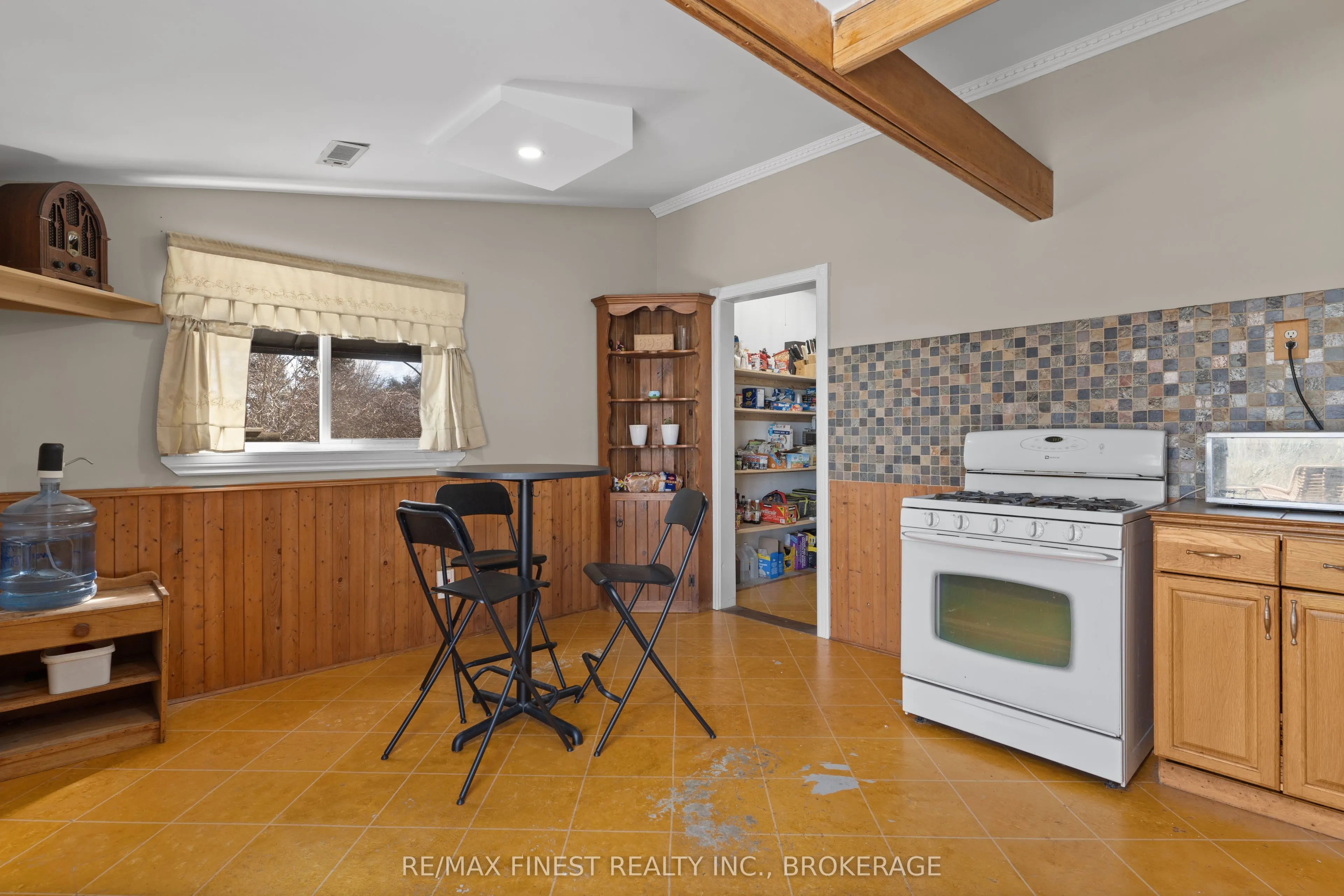 6955 County 2 Road