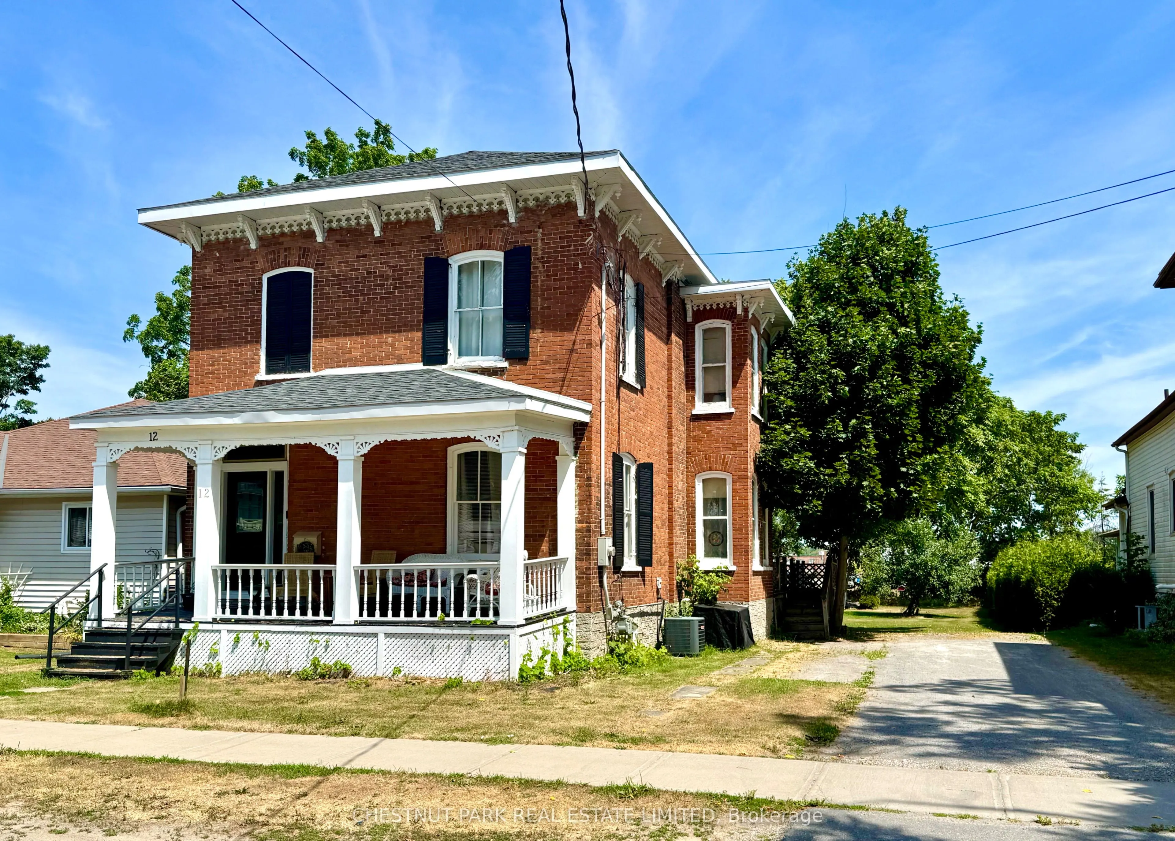 12 Maple Avenue